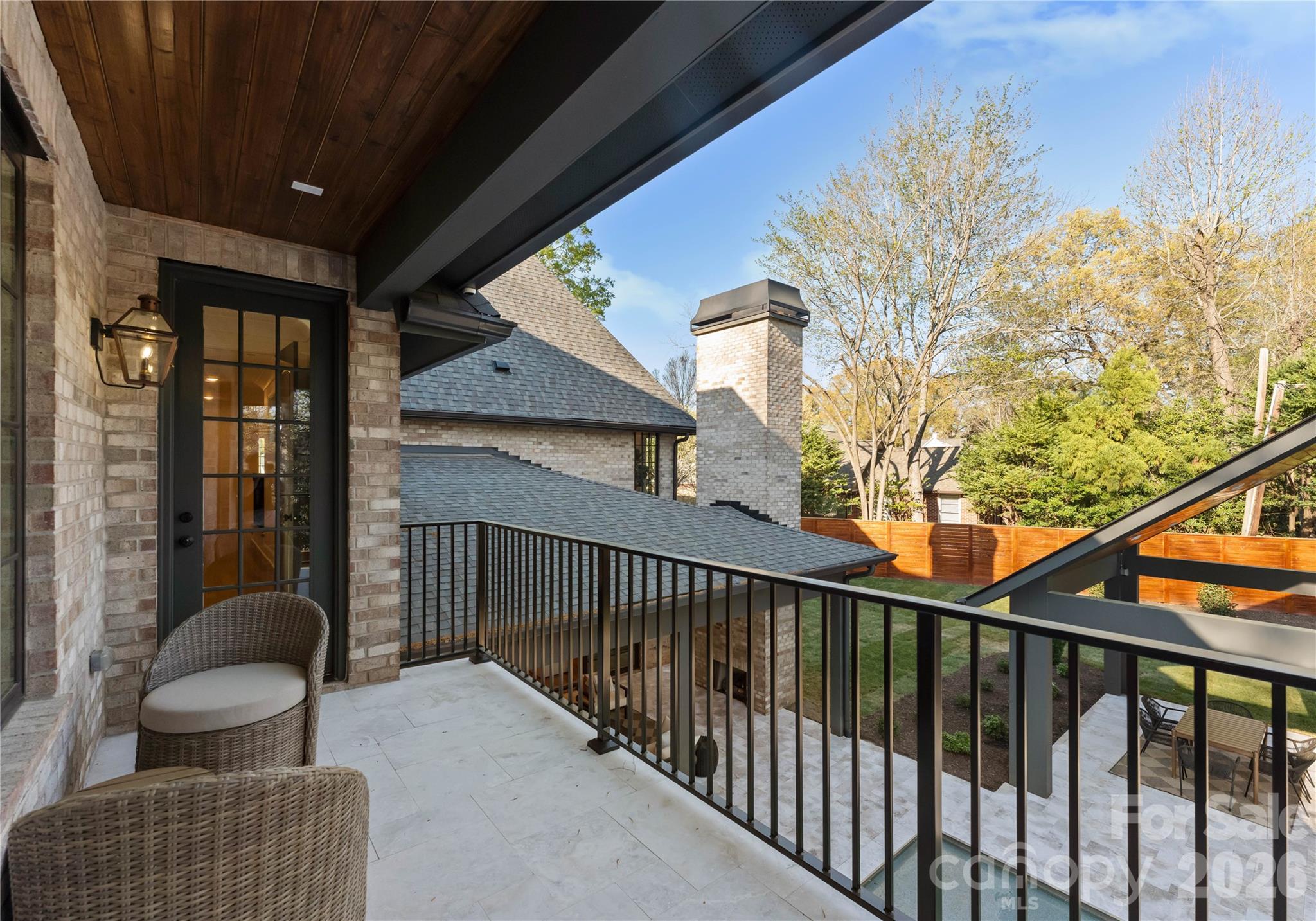 154 N Canterbury Road — Charlotte