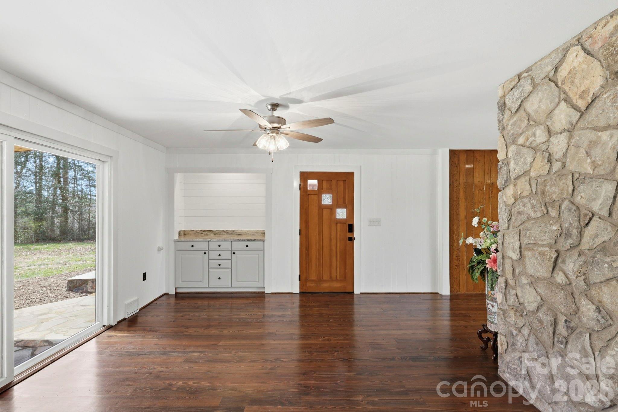 100 Ashton Lane — Brevard