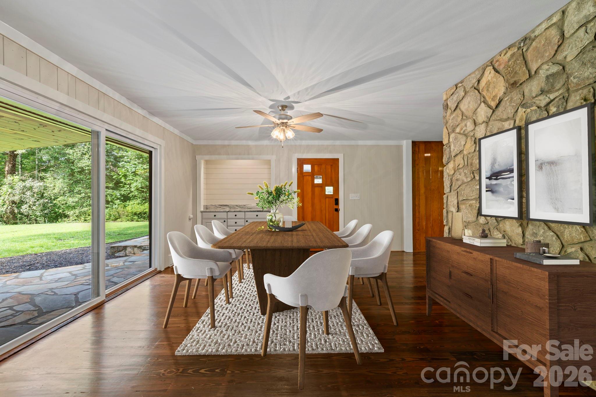 100 Ashton Lane — Brevard