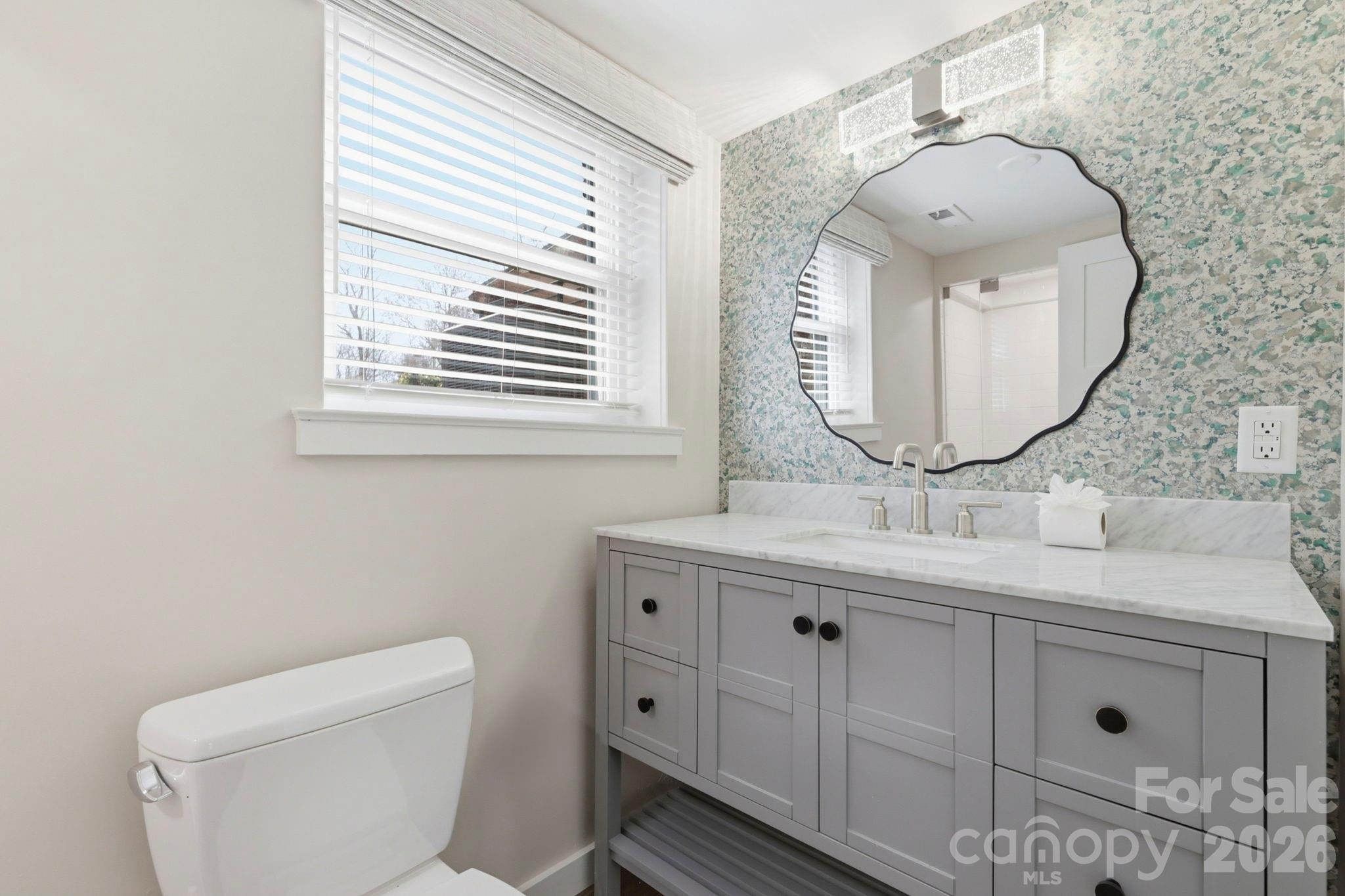 100 Ashton Lane — Brevard