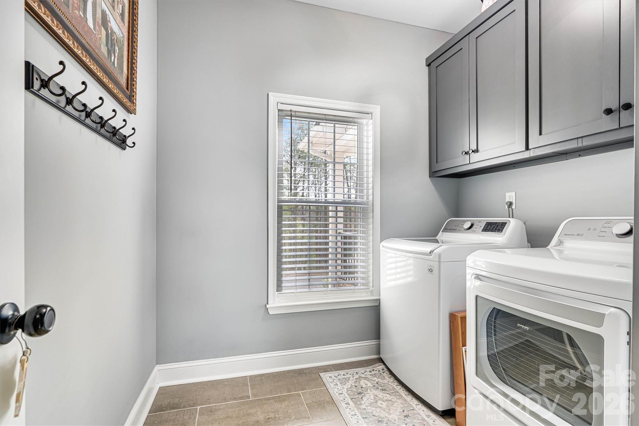 1181 Kensington Circle — Newton