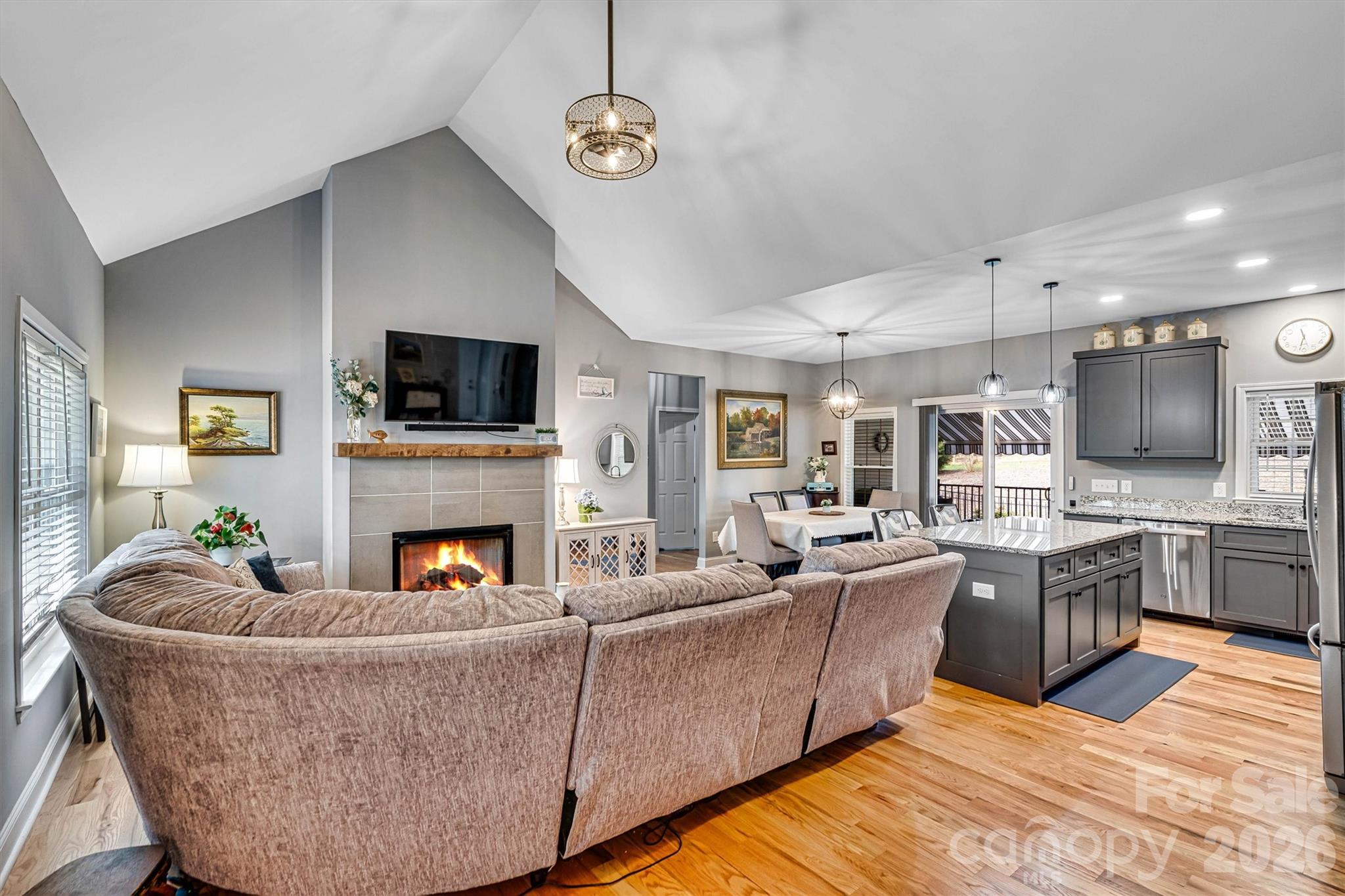 1181 Kensington Circle — Newton