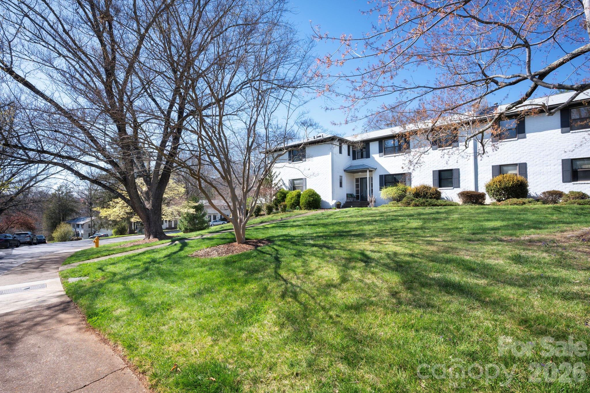 615 Biltmore Avenue #T8 — Asheville