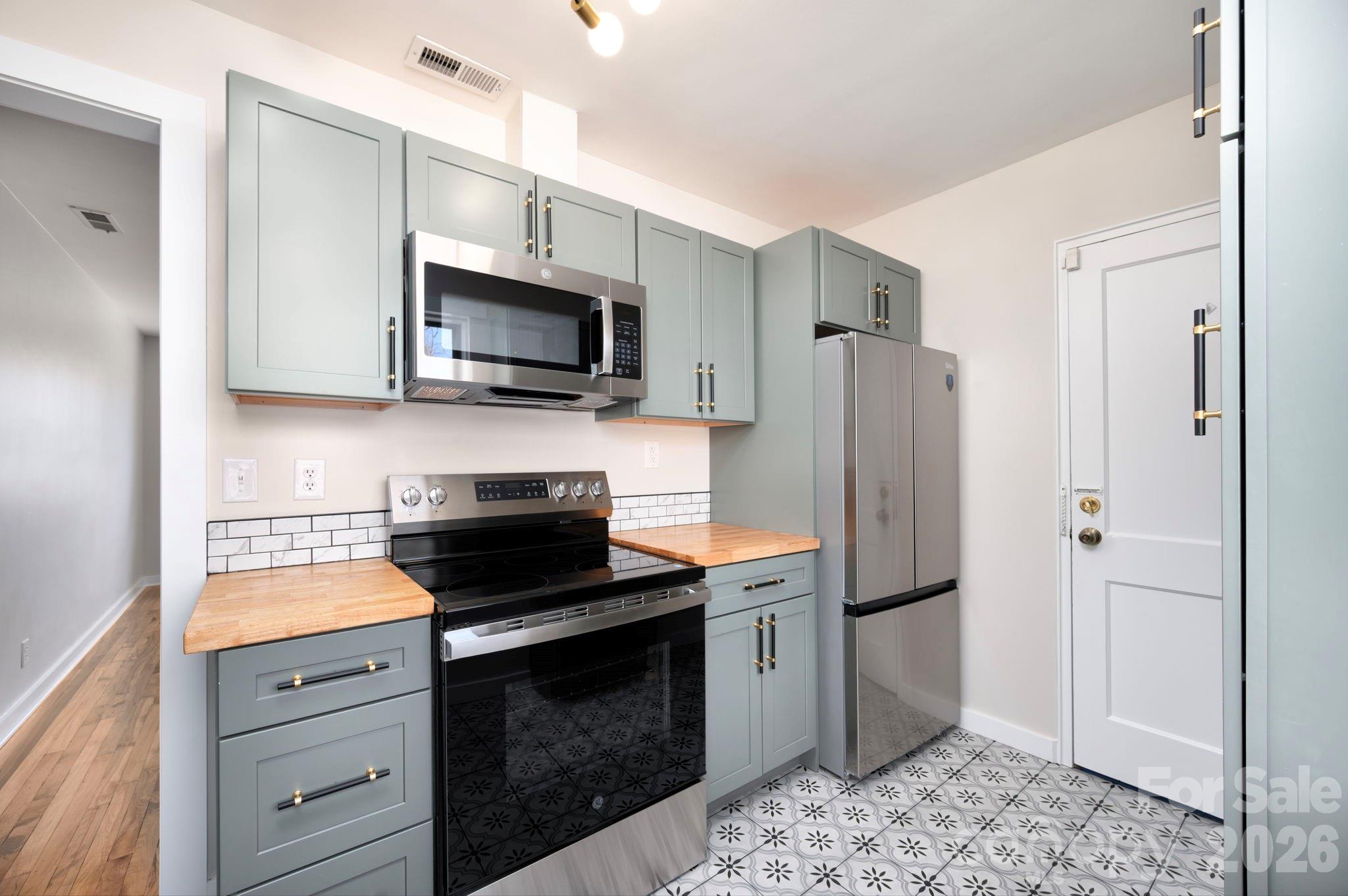 615 Biltmore Avenue #T8 — Asheville