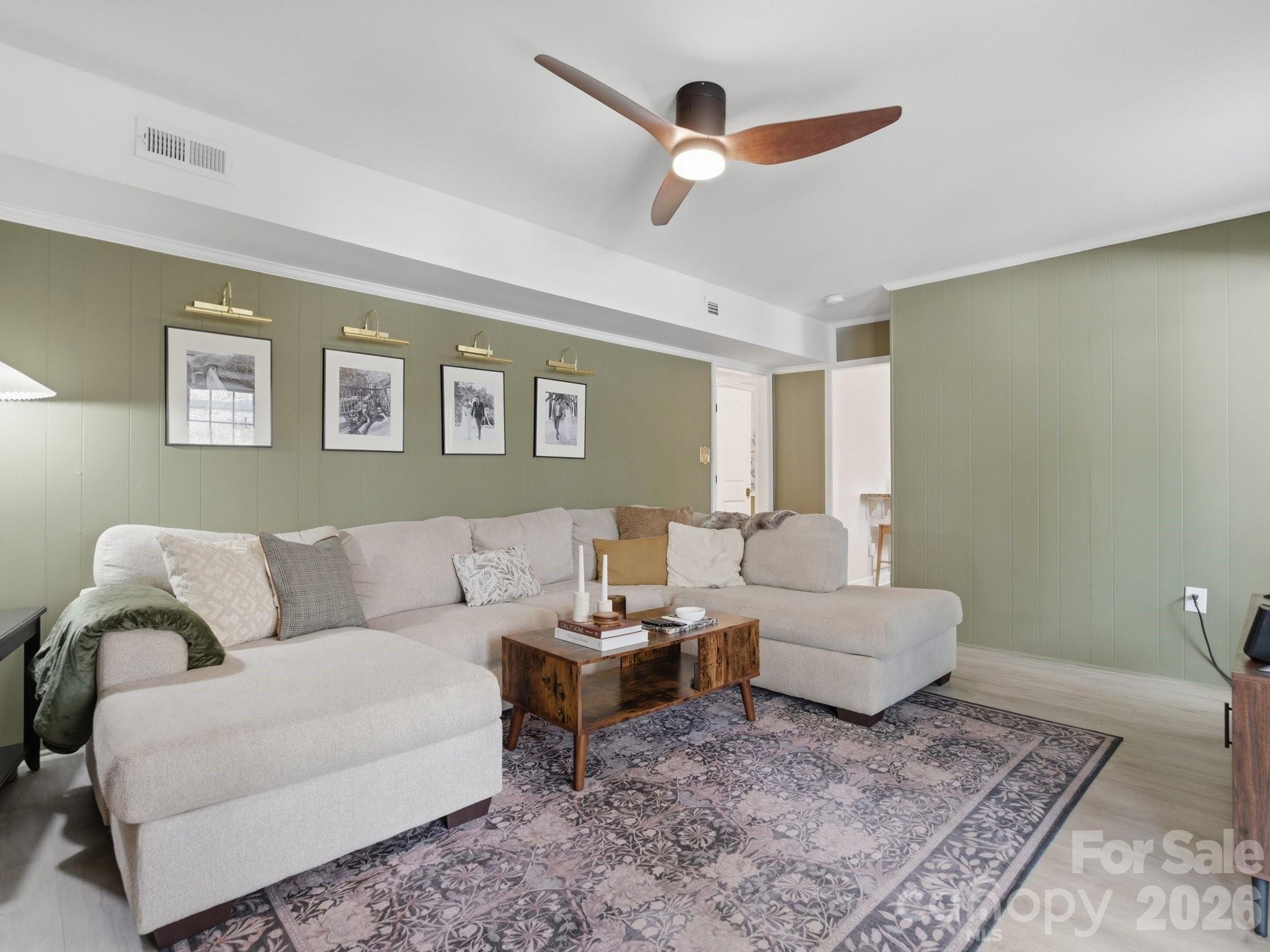9234 Covedale Drive — Charlotte