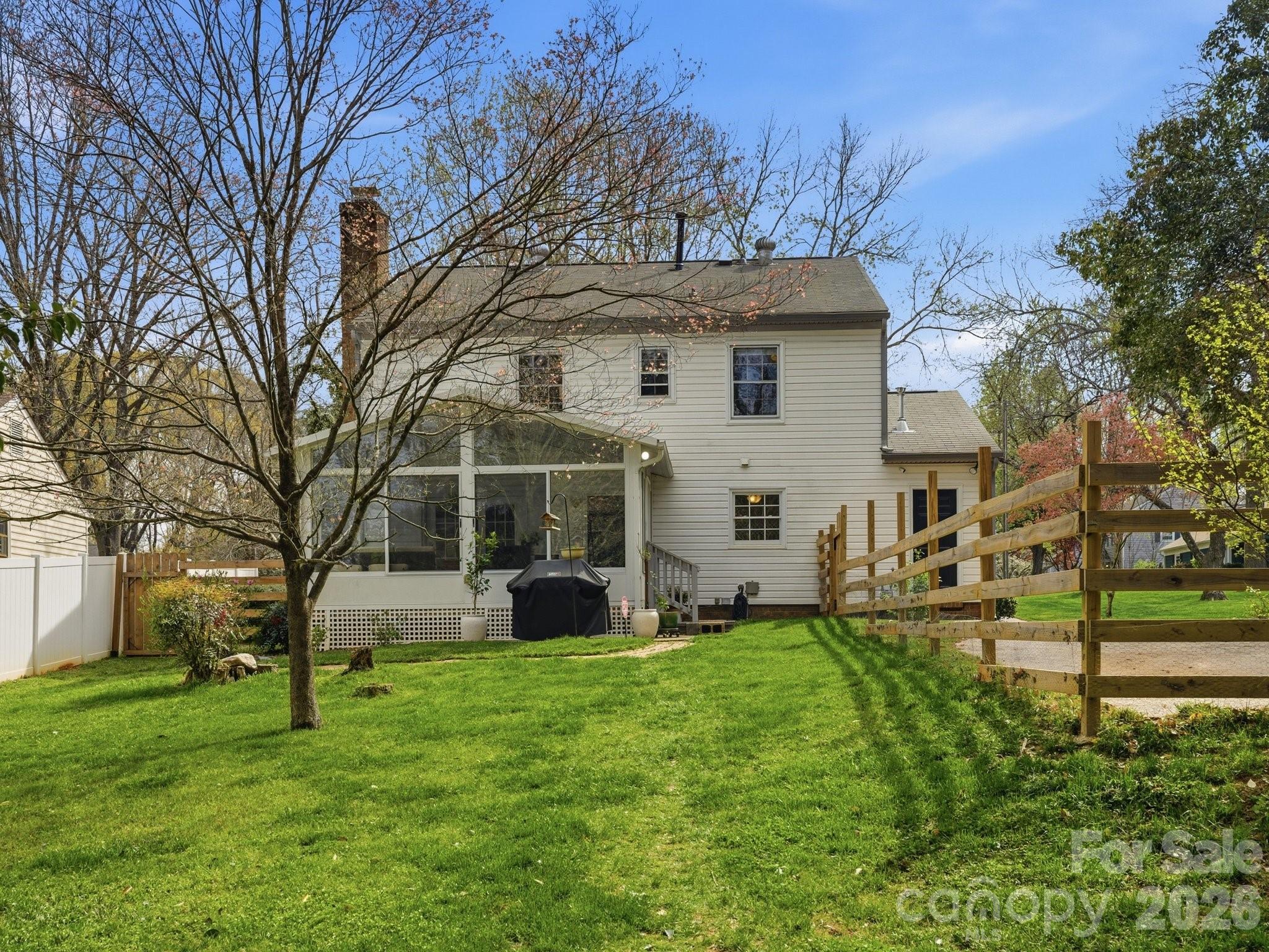 9234 Covedale Drive — Charlotte
