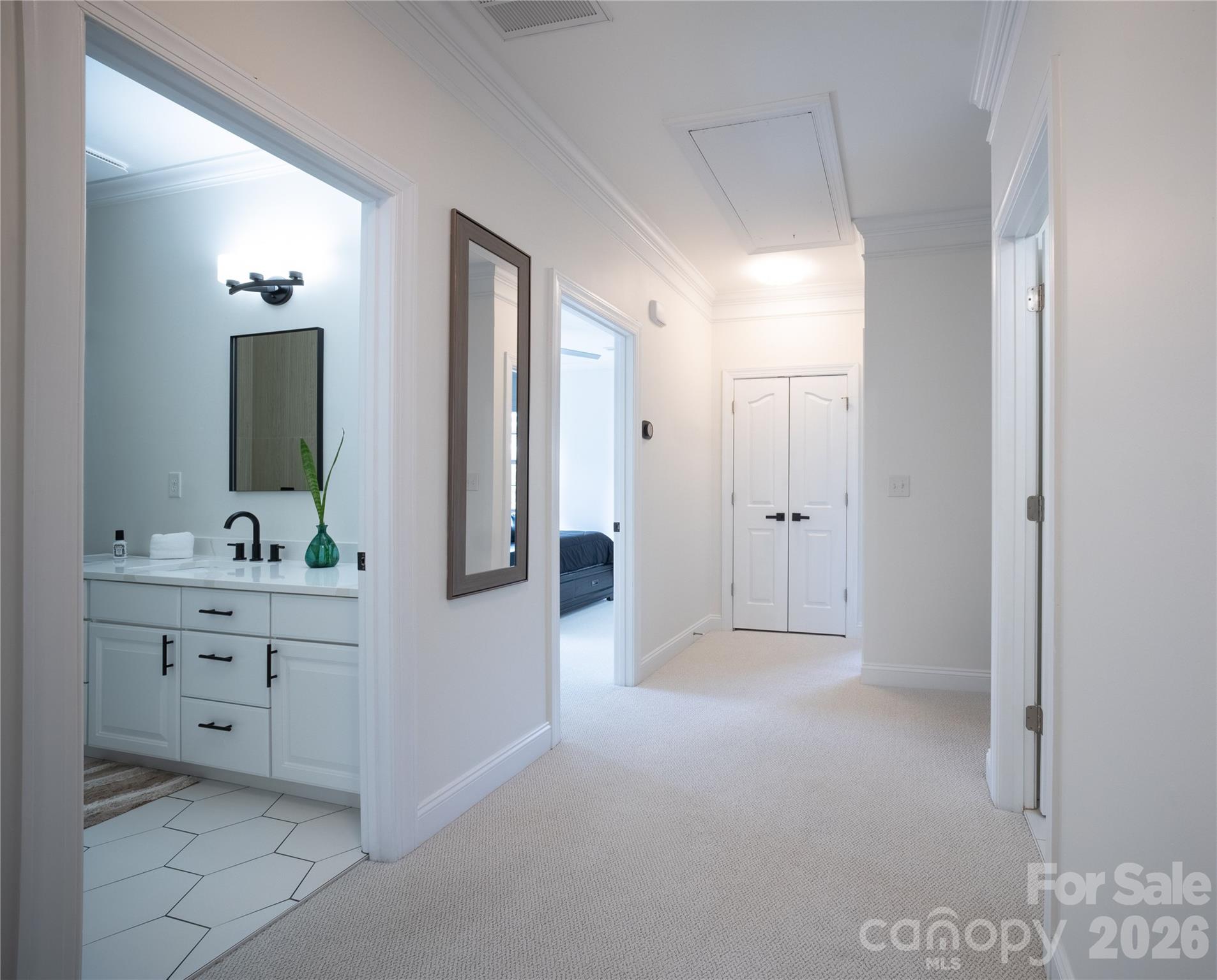 12058 Pelican Court — Tega Cay