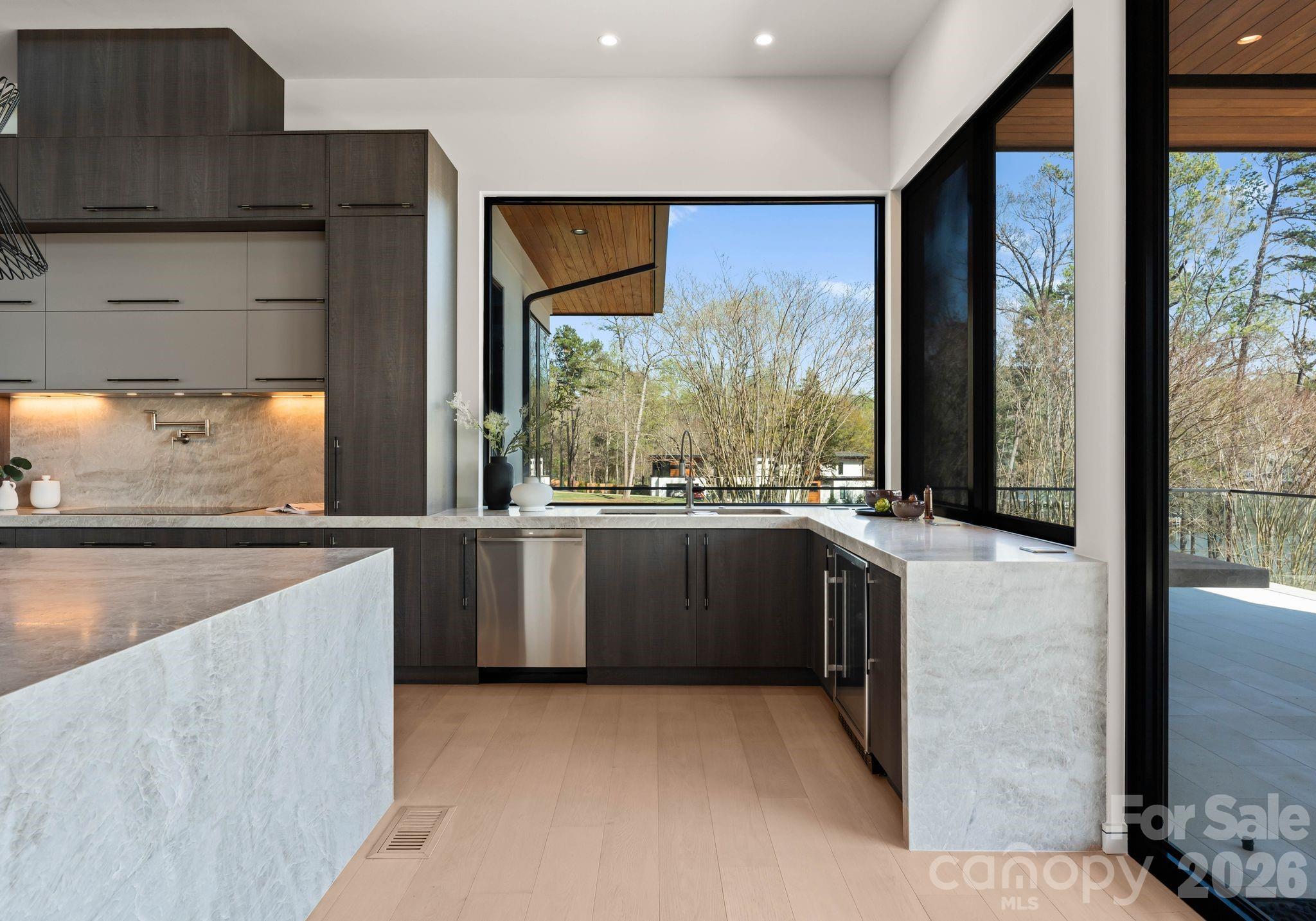 6000 Midsomer Road — Charlotte