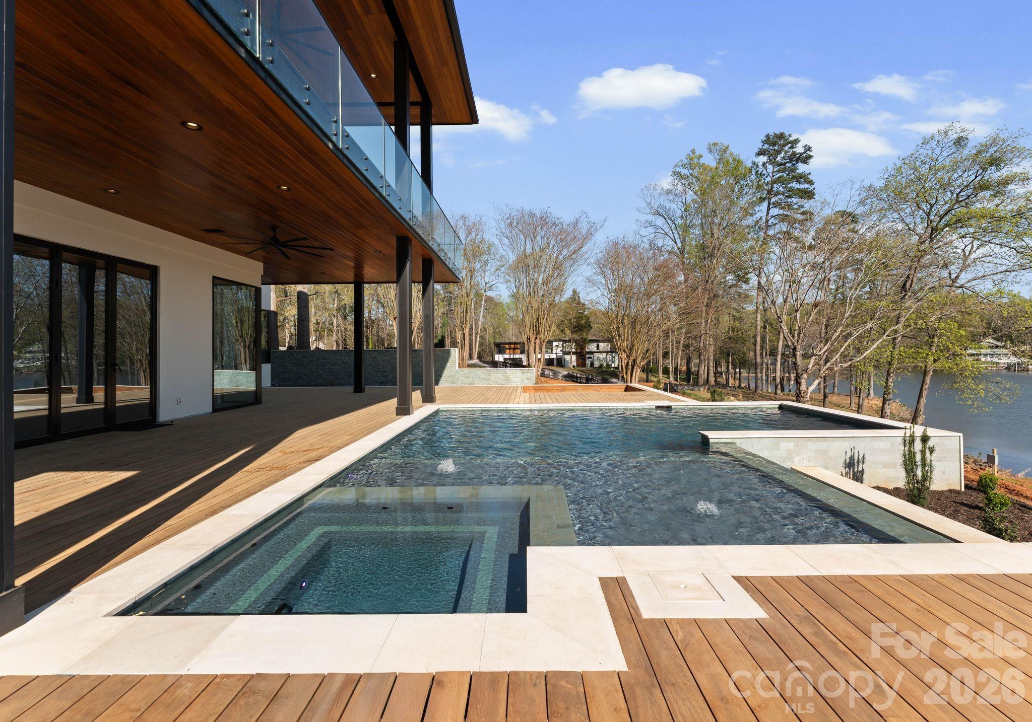 6000 Midsomer Road — Charlotte