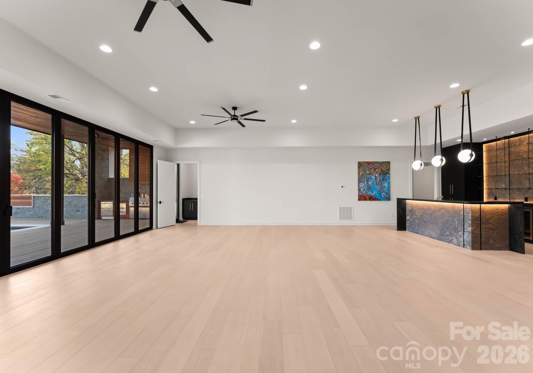 6000 Midsomer Road — Charlotte