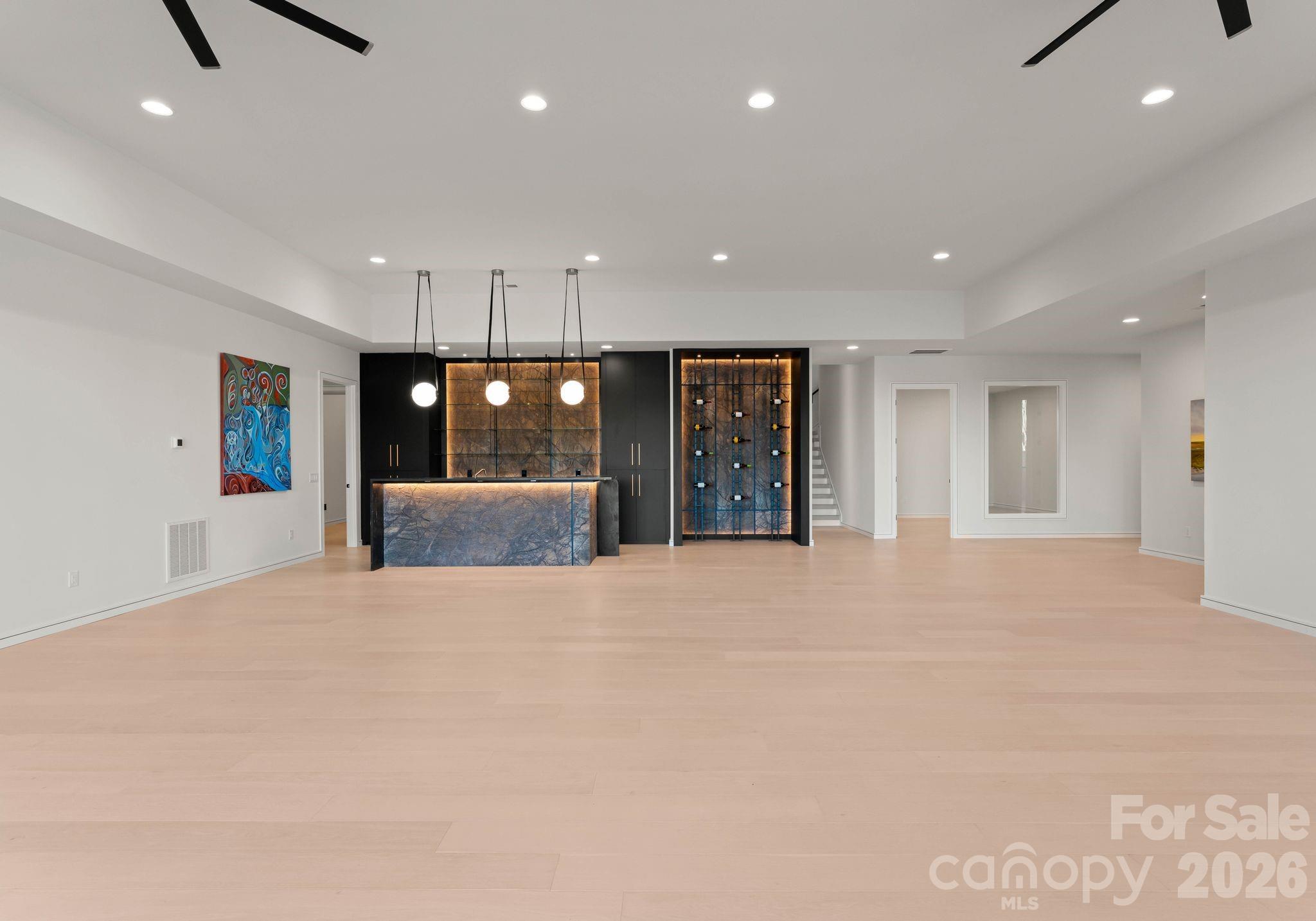 6000 Midsomer Road — Charlotte