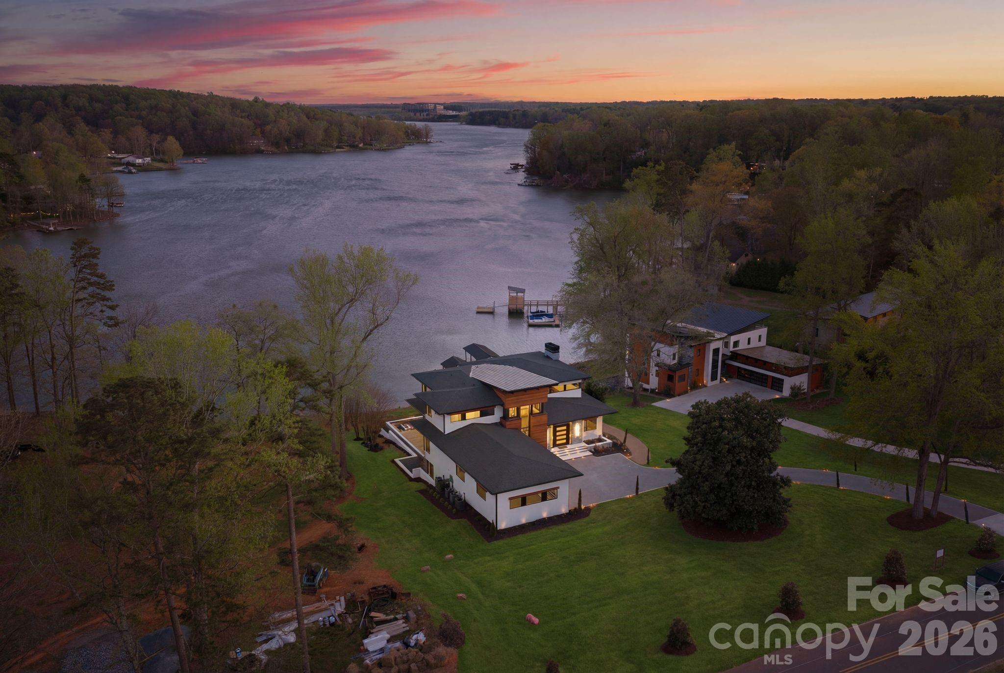 6000 Midsomer Road — Charlotte