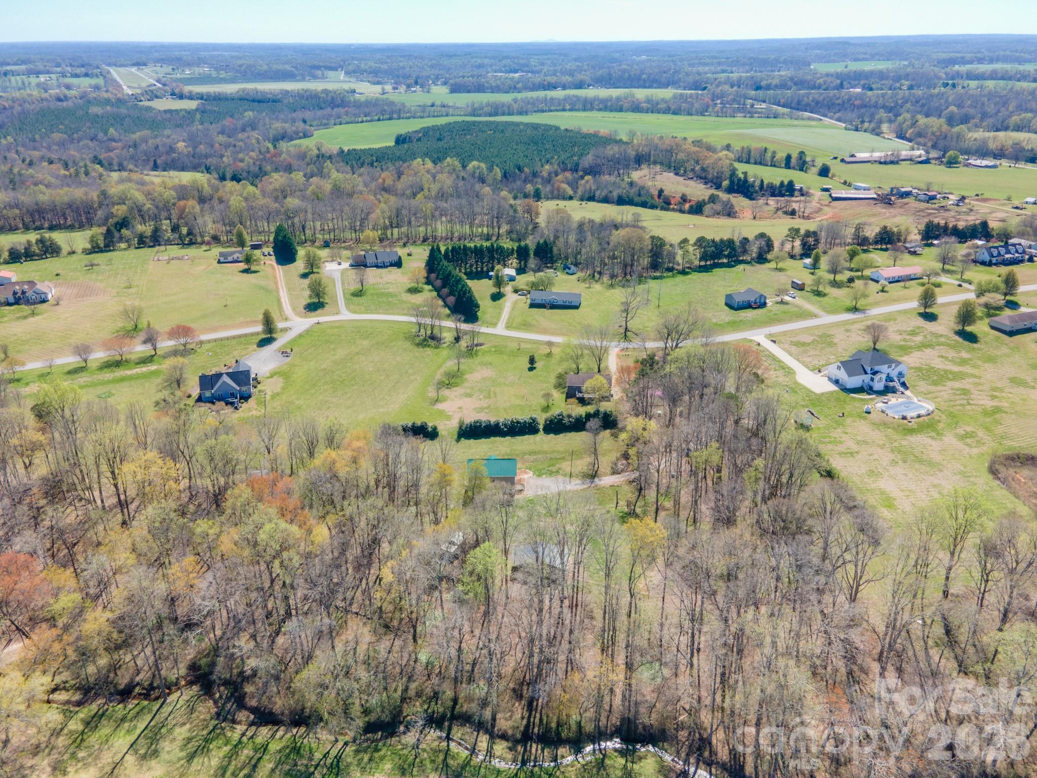 193 Red Hawk Lane — Olin