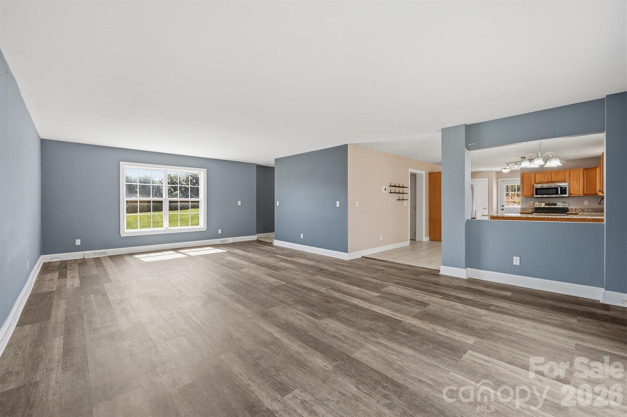 193 Red Hawk Lane — Olin