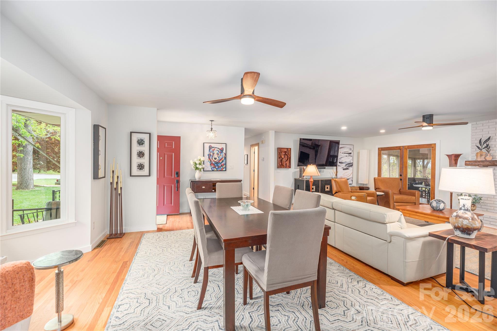47 Deerwood Drive — Asheville