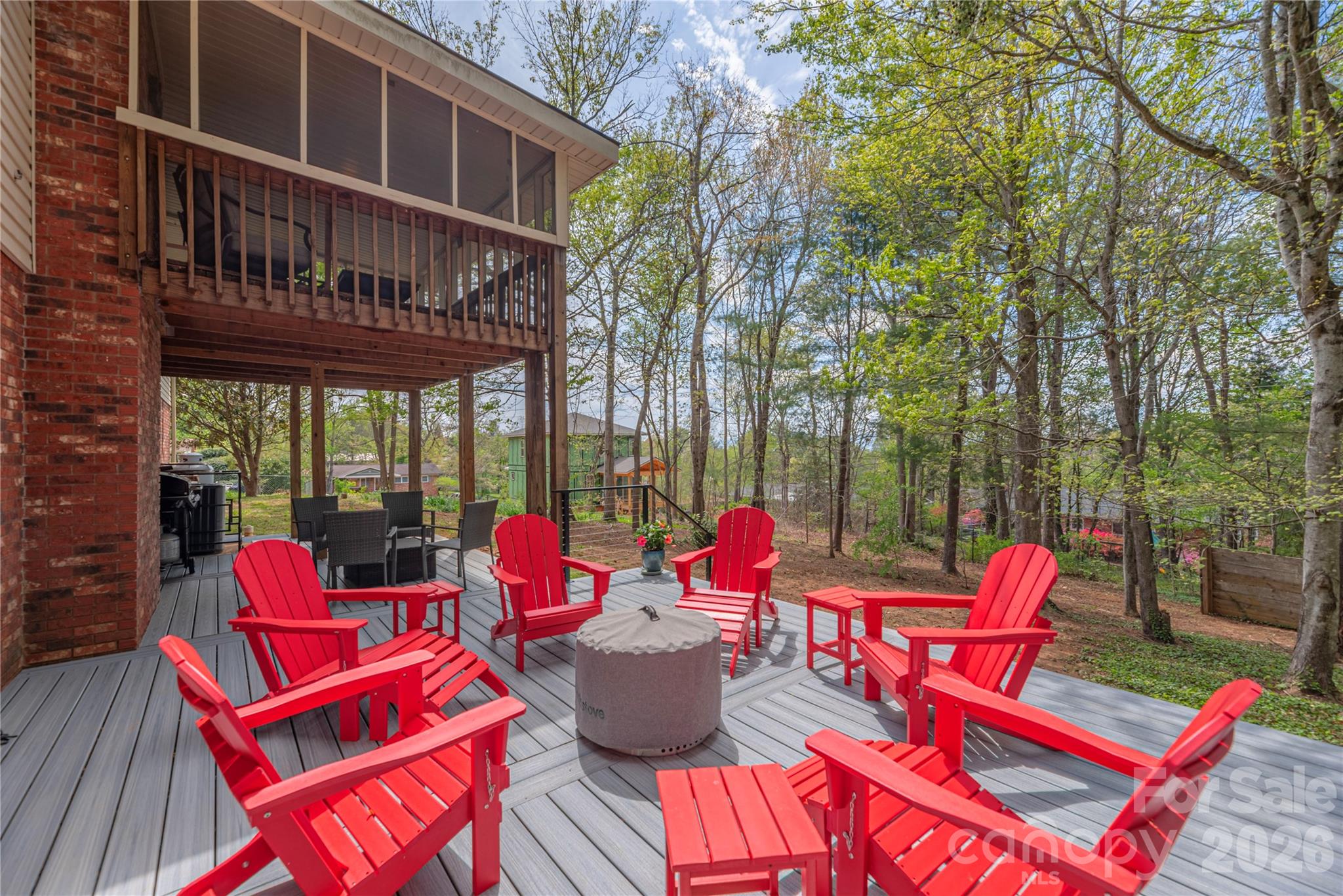 47 Deerwood Drive — Asheville