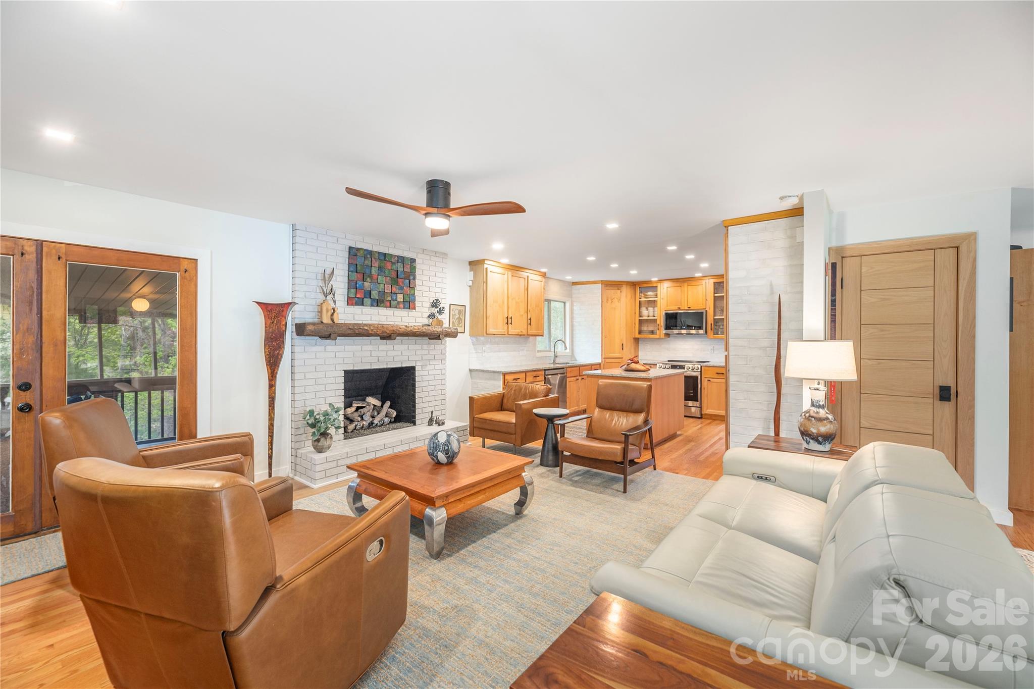 47 Deerwood Drive — Asheville