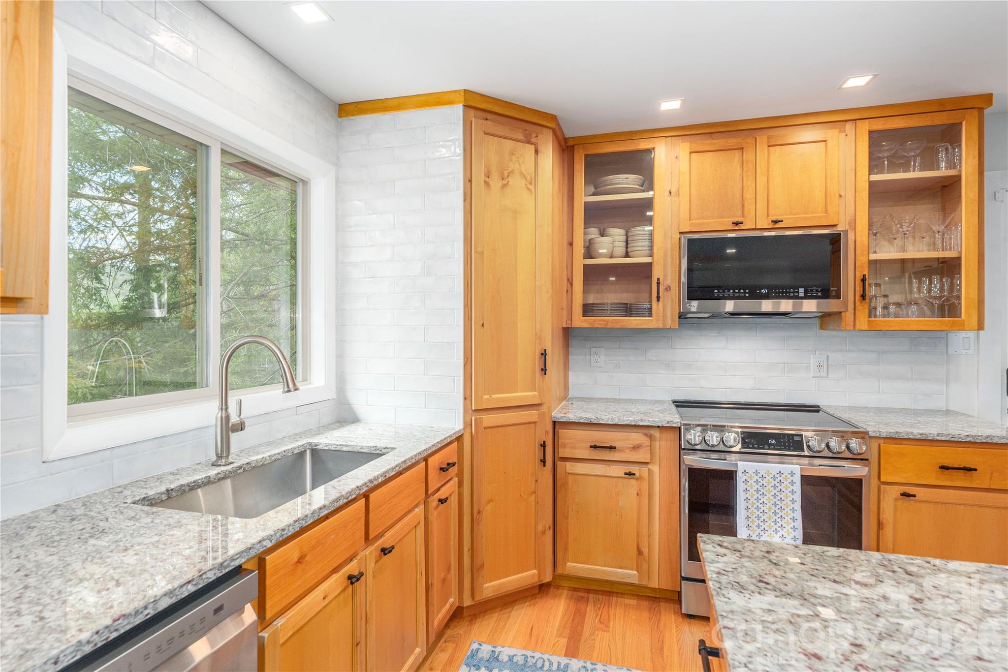 47 Deerwood Drive — Asheville