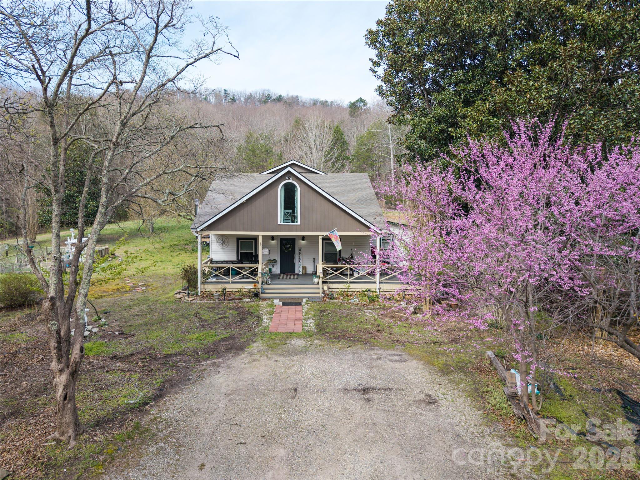 4100 S Fork Street — Hickory