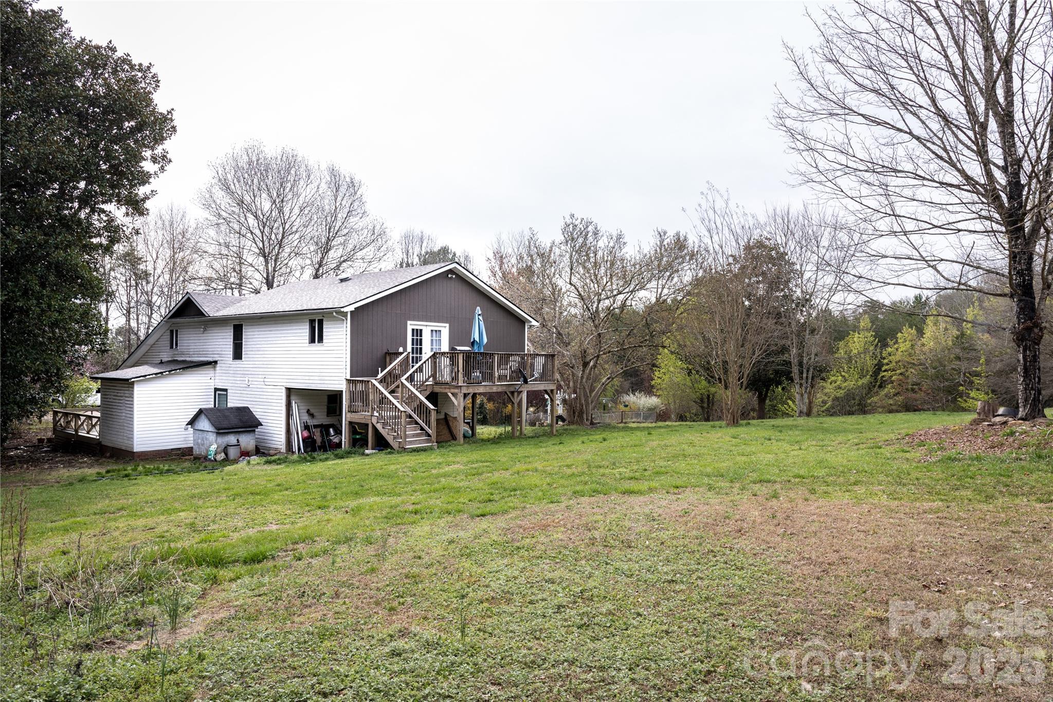 4100 S Fork Street — Hickory