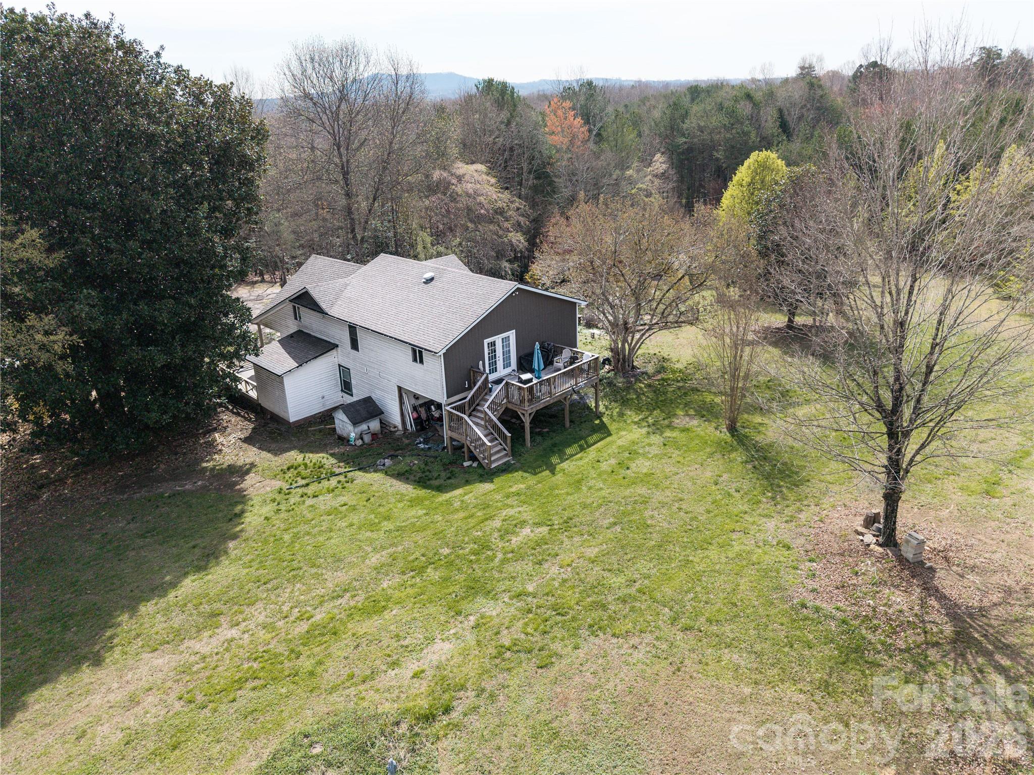 4100 S Fork Street — Hickory