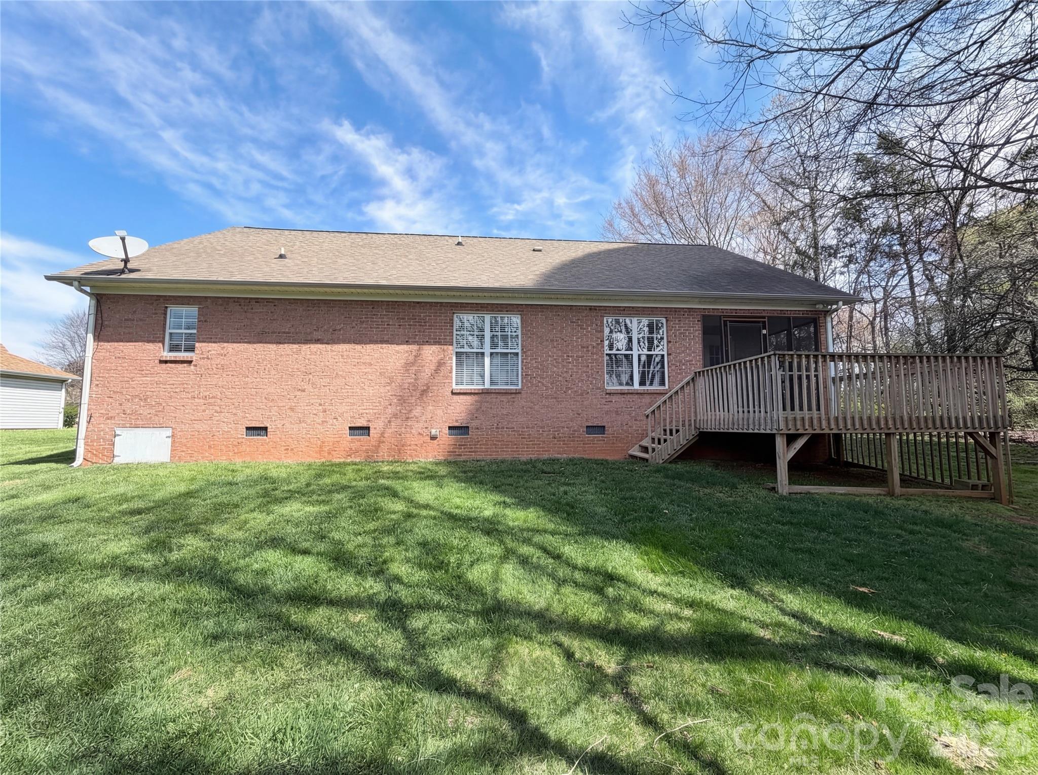600 Emerson Drive — Mooresville