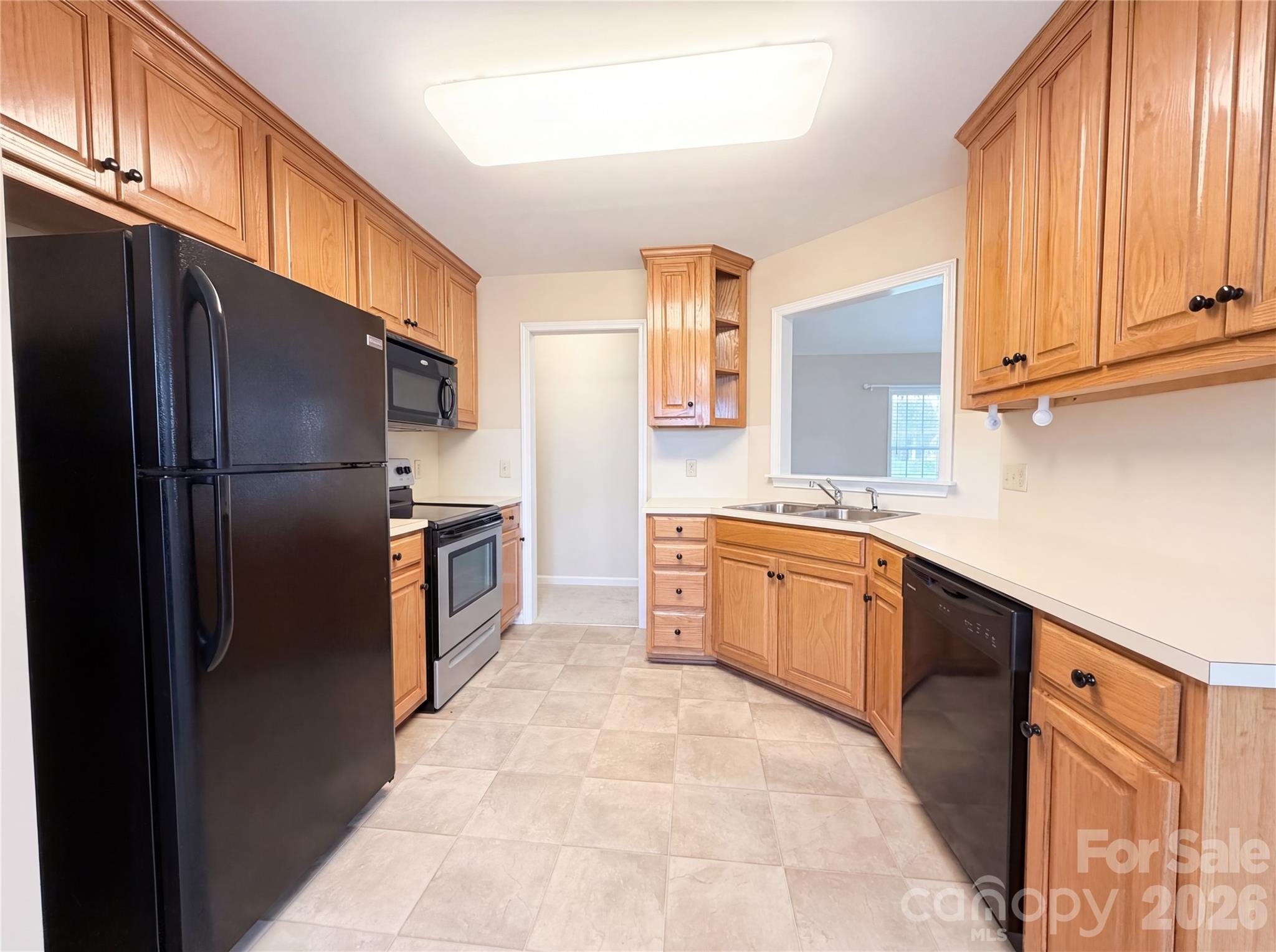 600 Emerson Drive — Mooresville