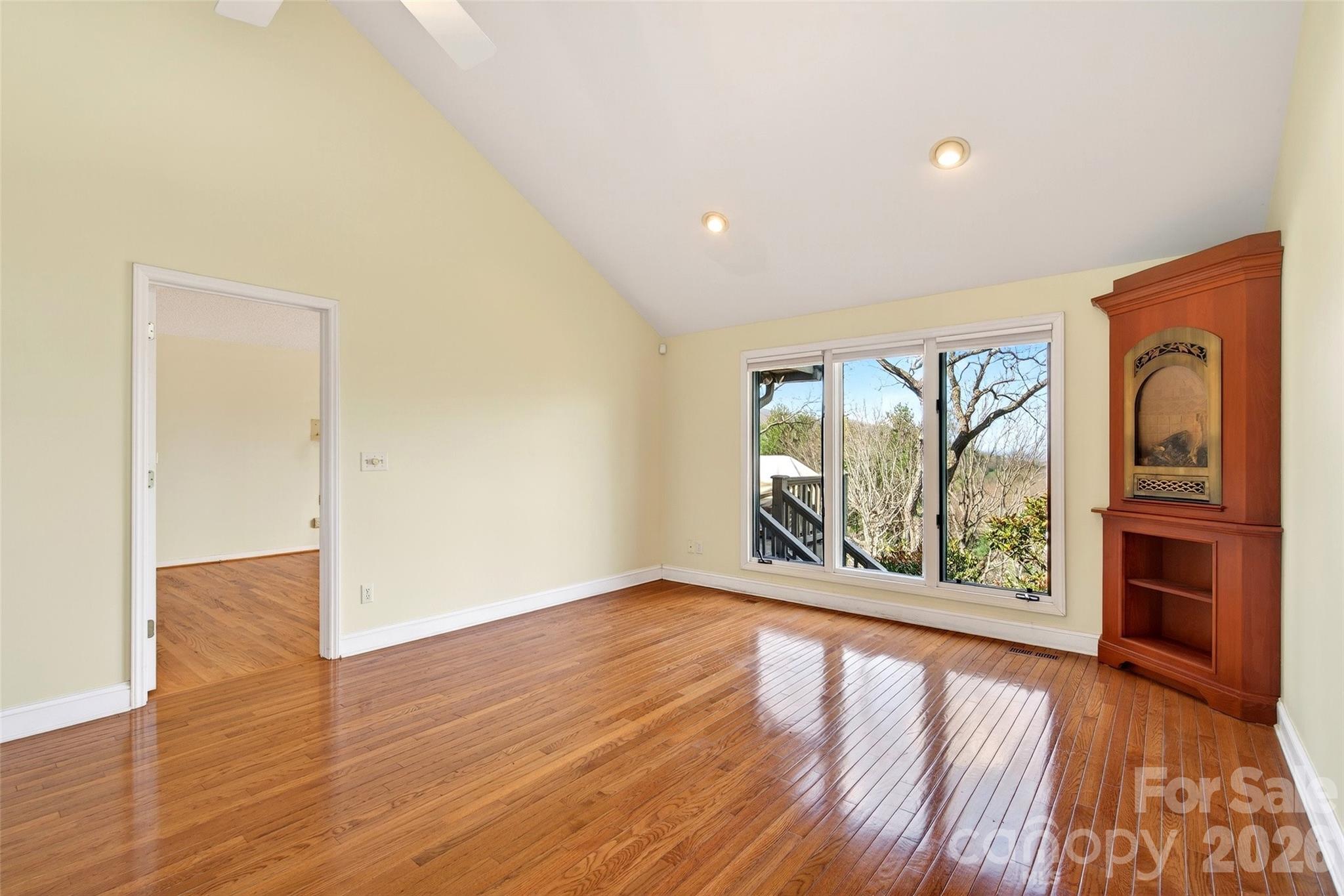 3 Tree Top Place — Black Mountain