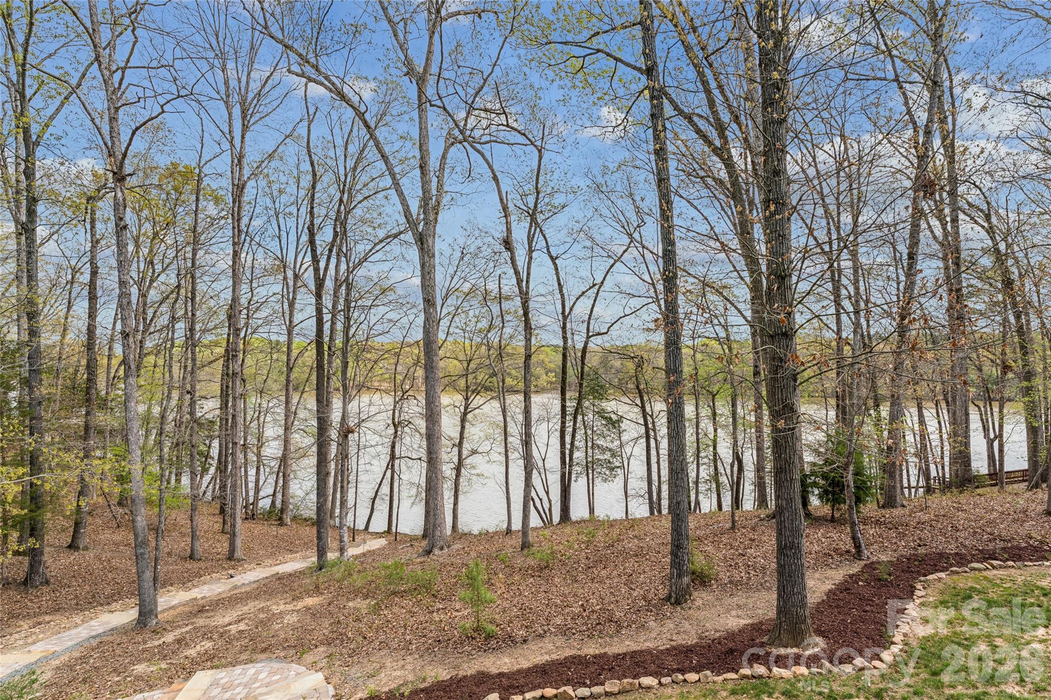 902 Bridgewater Drive — Monroe