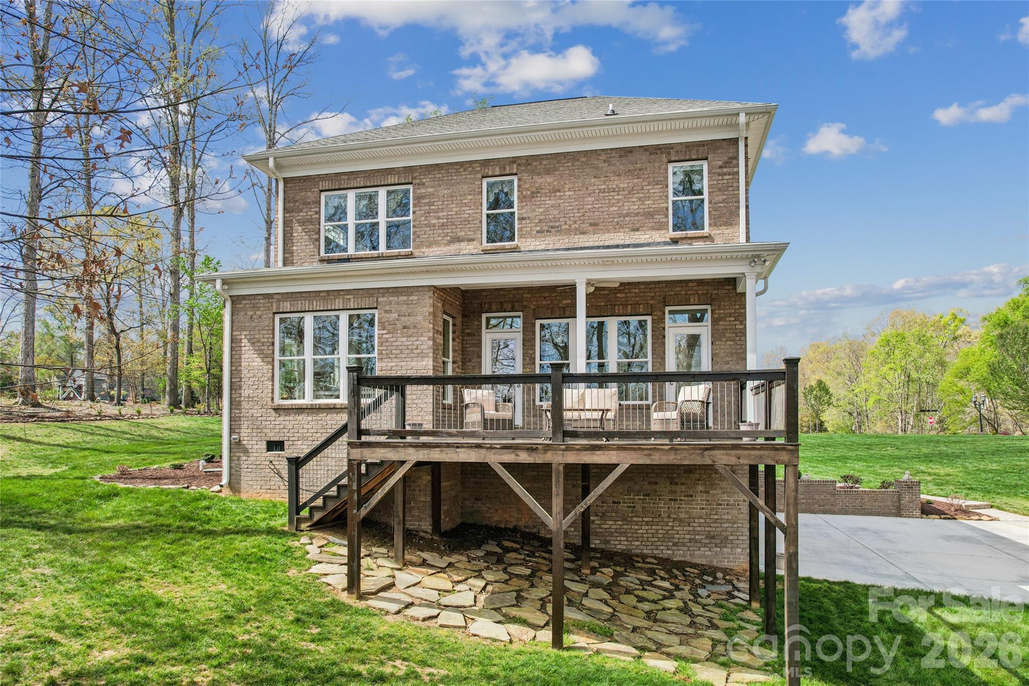902 Bridgewater Drive — Monroe