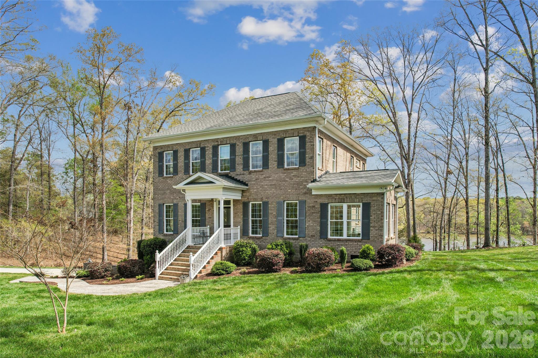 902 Bridgewater Drive — Monroe