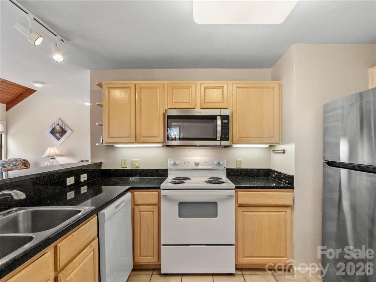 19 Lookout Loop — Burnsville