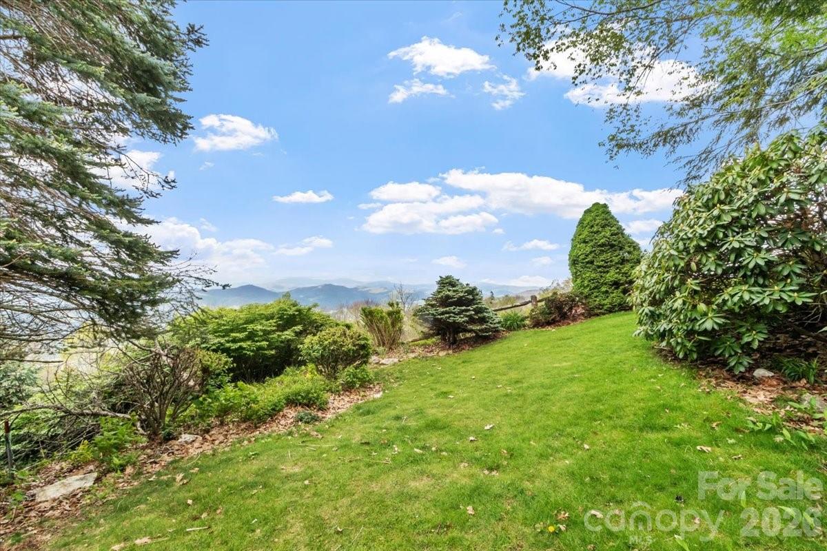 19 Lookout Loop — Burnsville