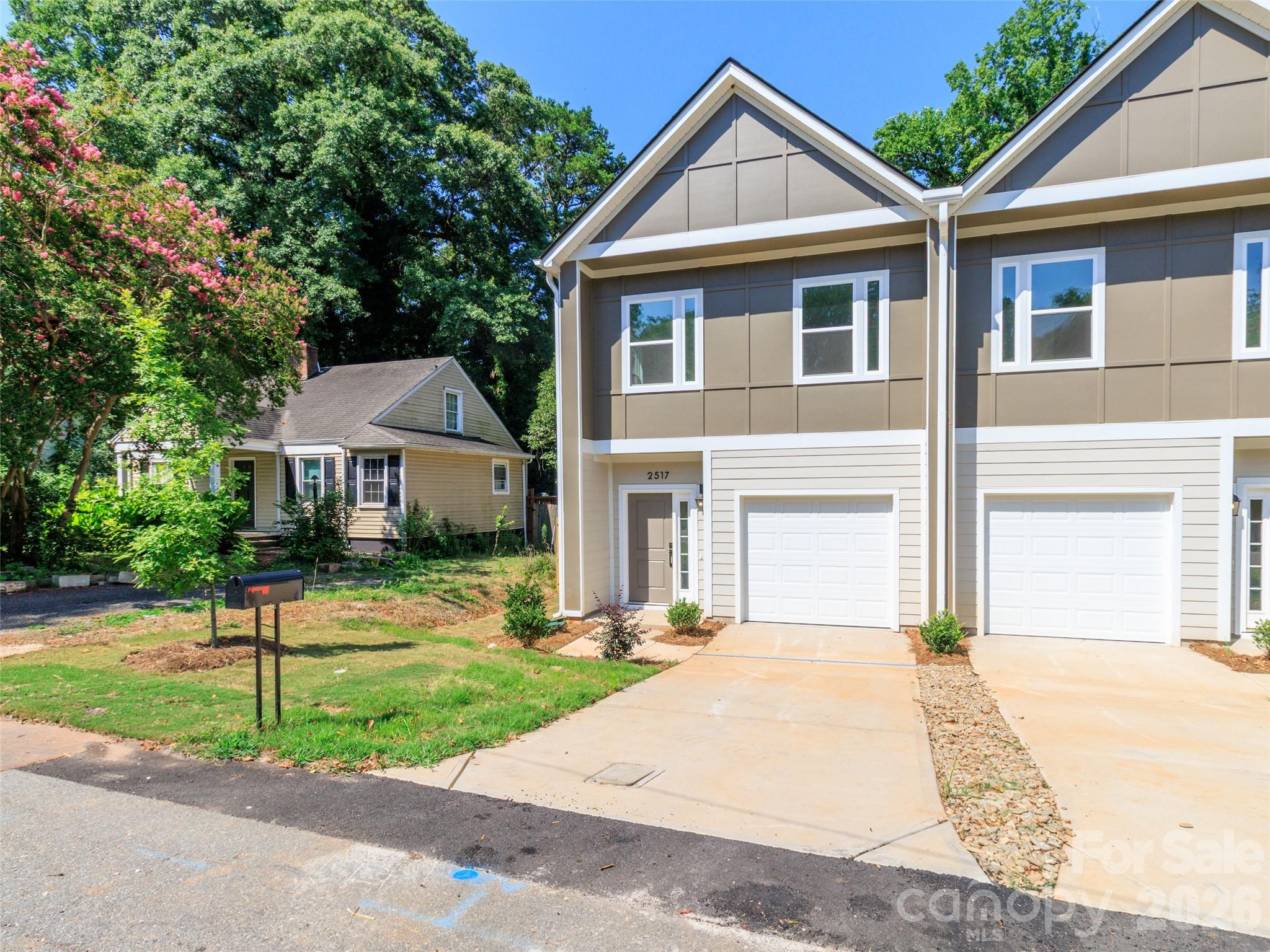 2517 Elon Street — Charlotte
