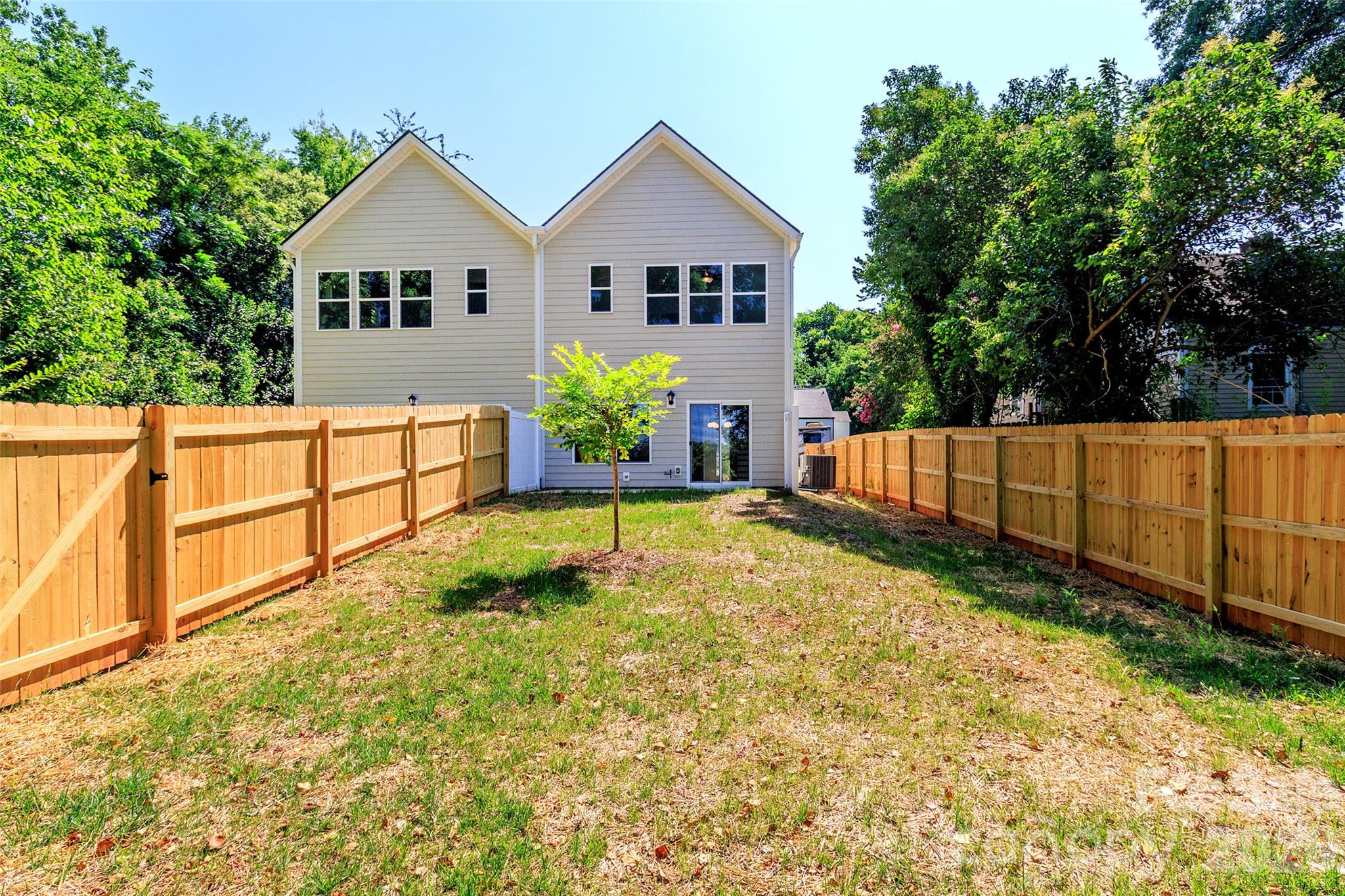 2517 Elon Street — Charlotte