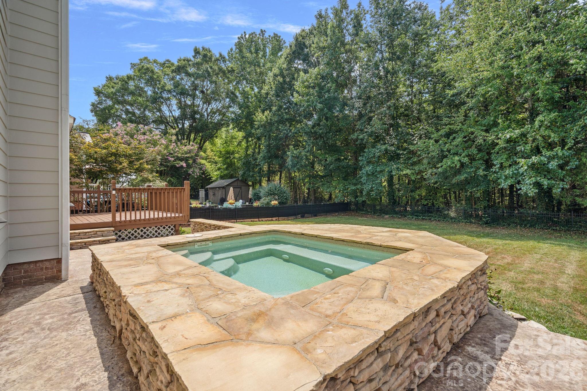 123 Hedgewood Drive — Mooresville