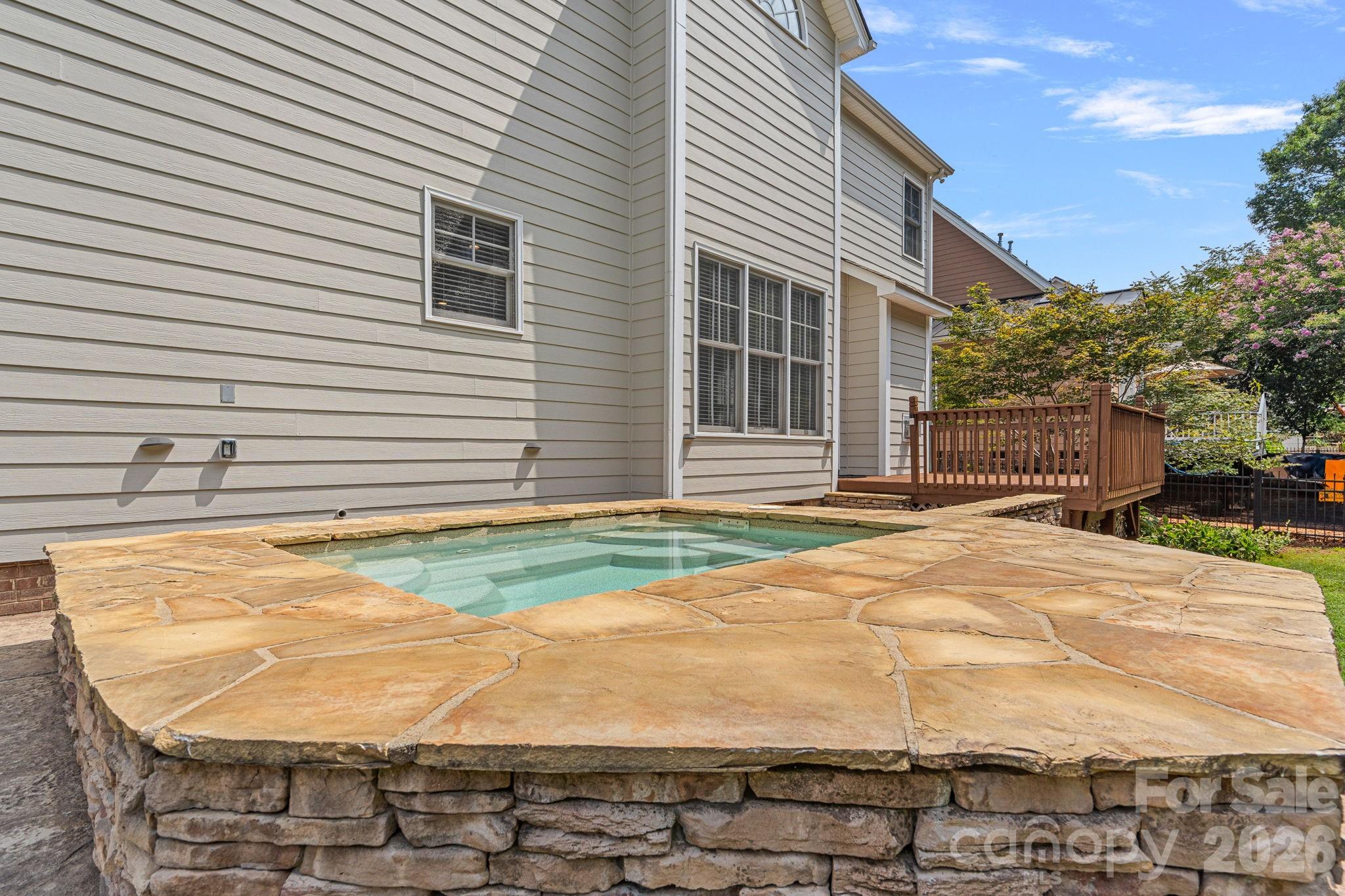 123 Hedgewood Drive — Mooresville