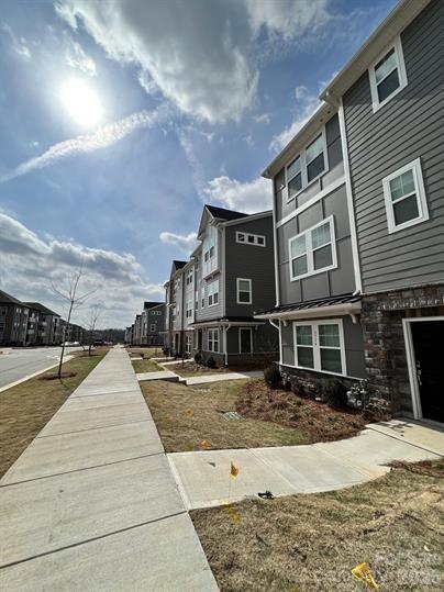 3754 Memorial Parkway — Charlotte