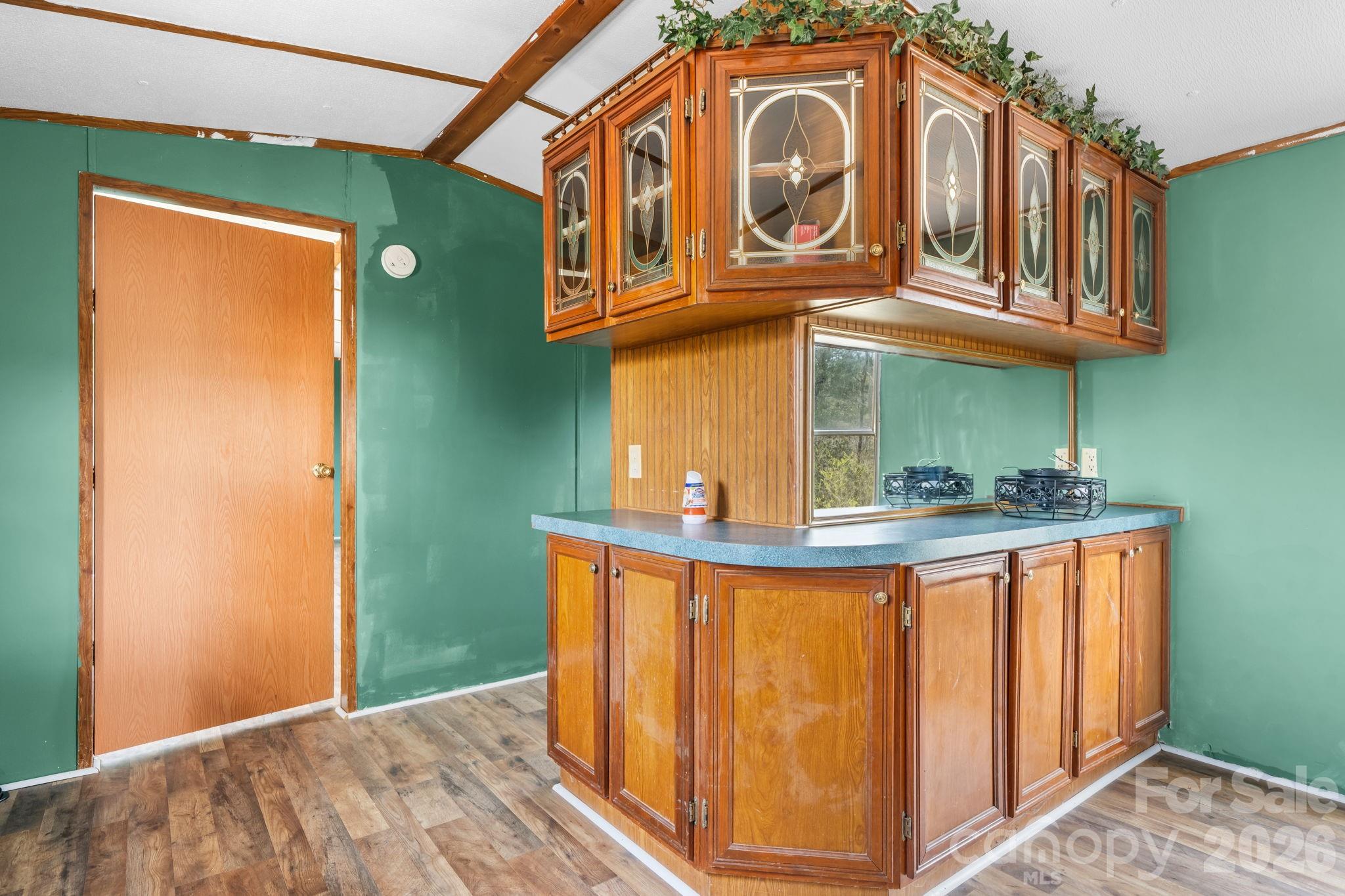 5624 R & R Farm Road — Connelly Springs