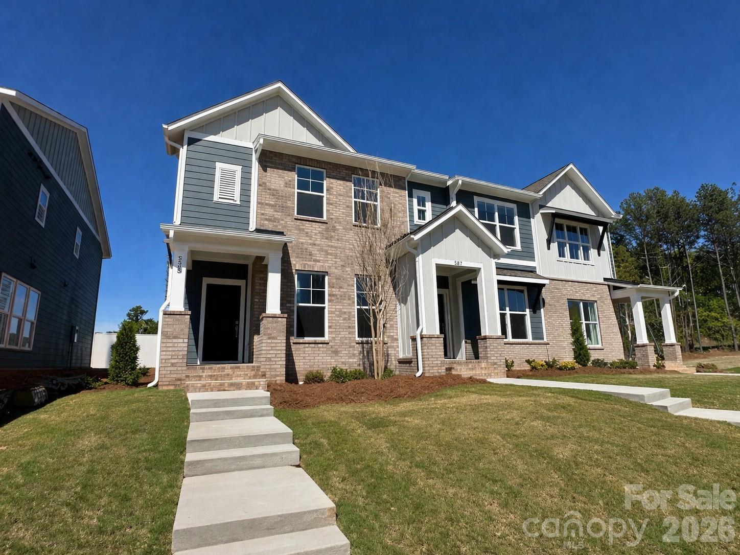 585 Cape Cod Way — Rock Hill