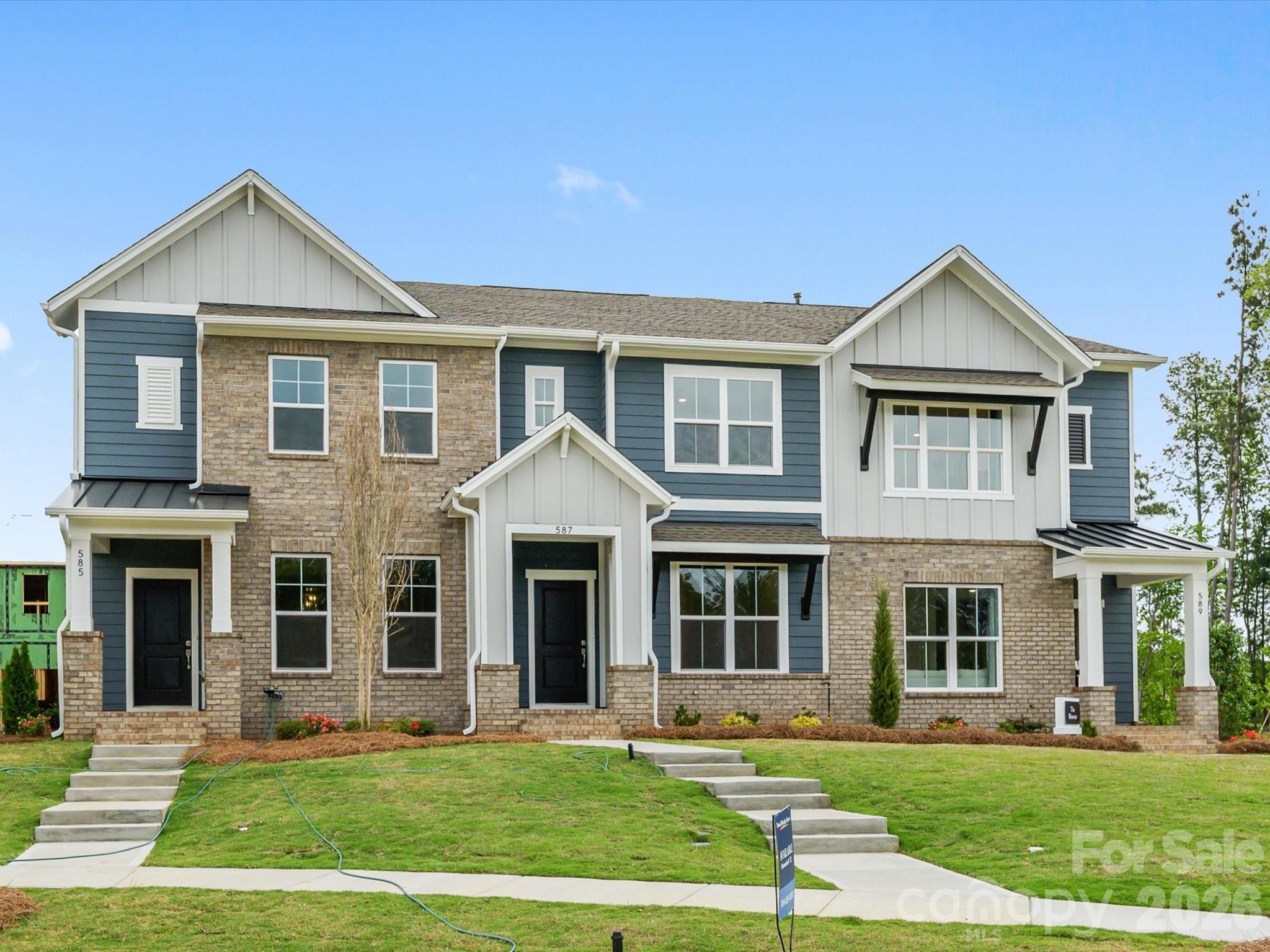 585 Cape Cod Way — Rock Hill