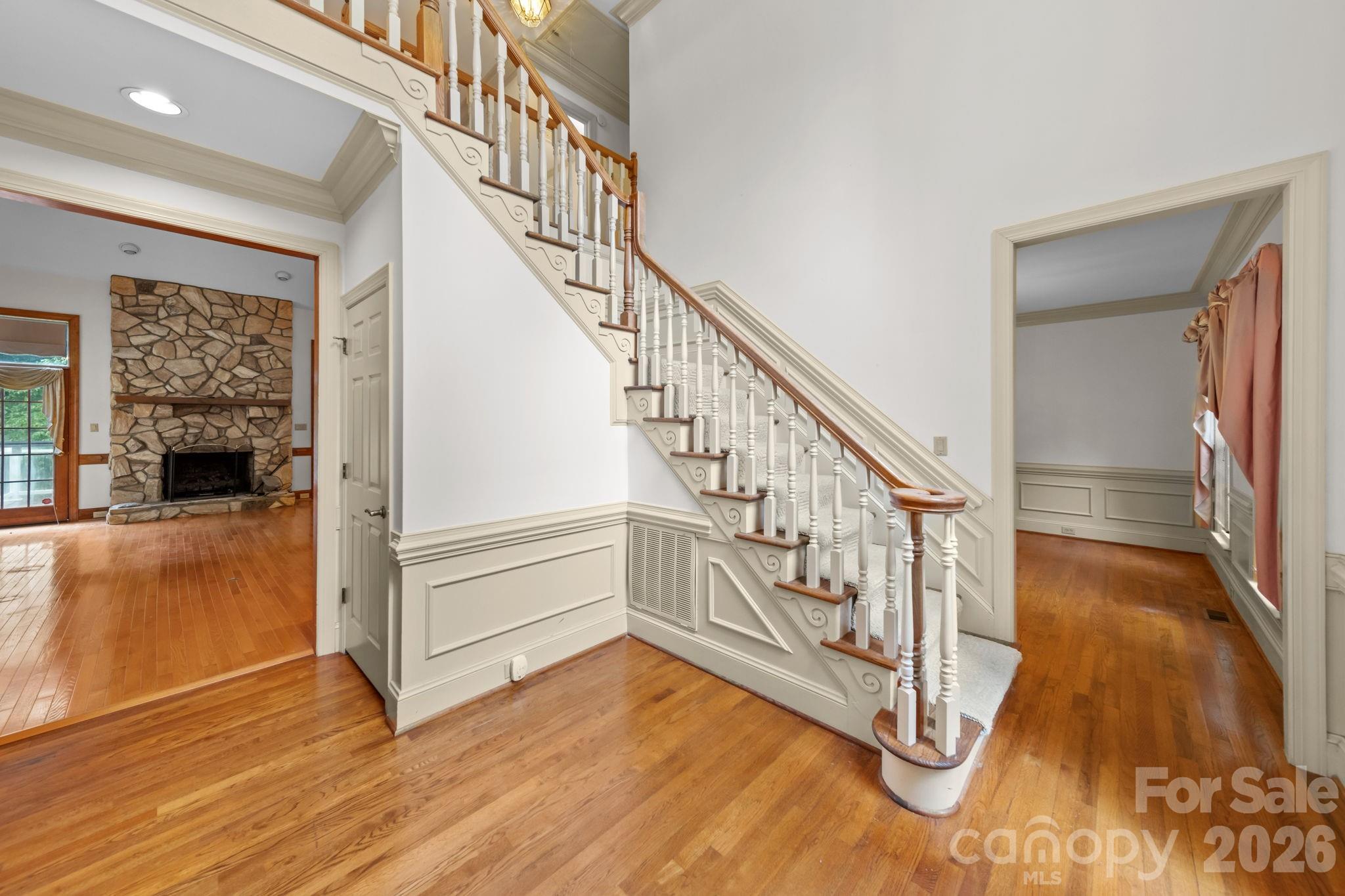 5215 Silchester Lane — Charlotte