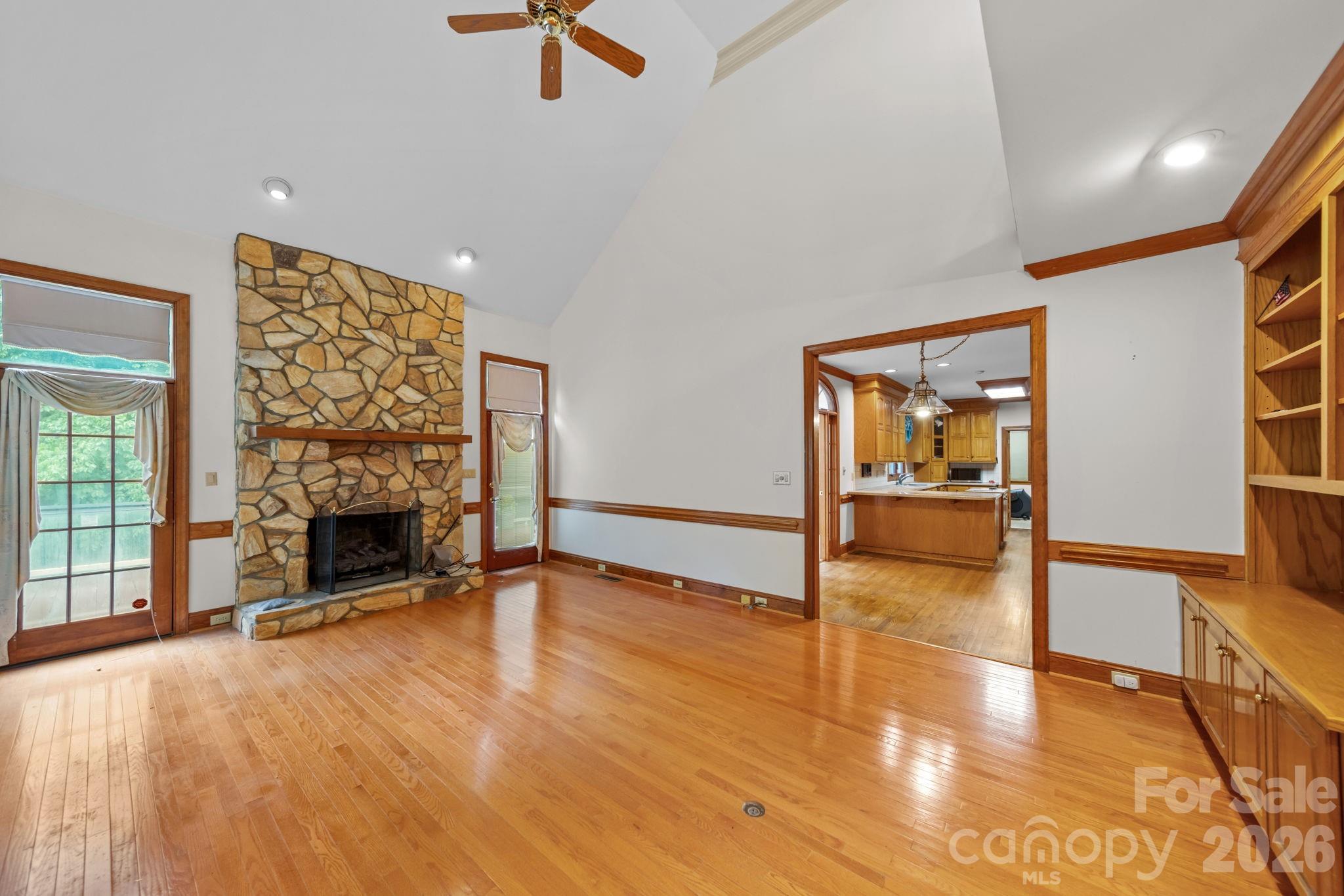 5215 Silchester Lane — Charlotte
