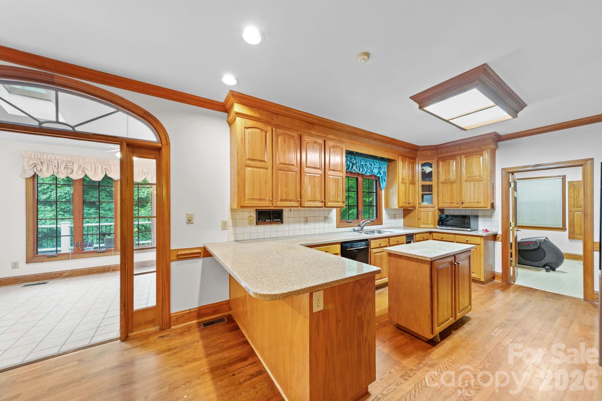 5215 Silchester Lane — Charlotte