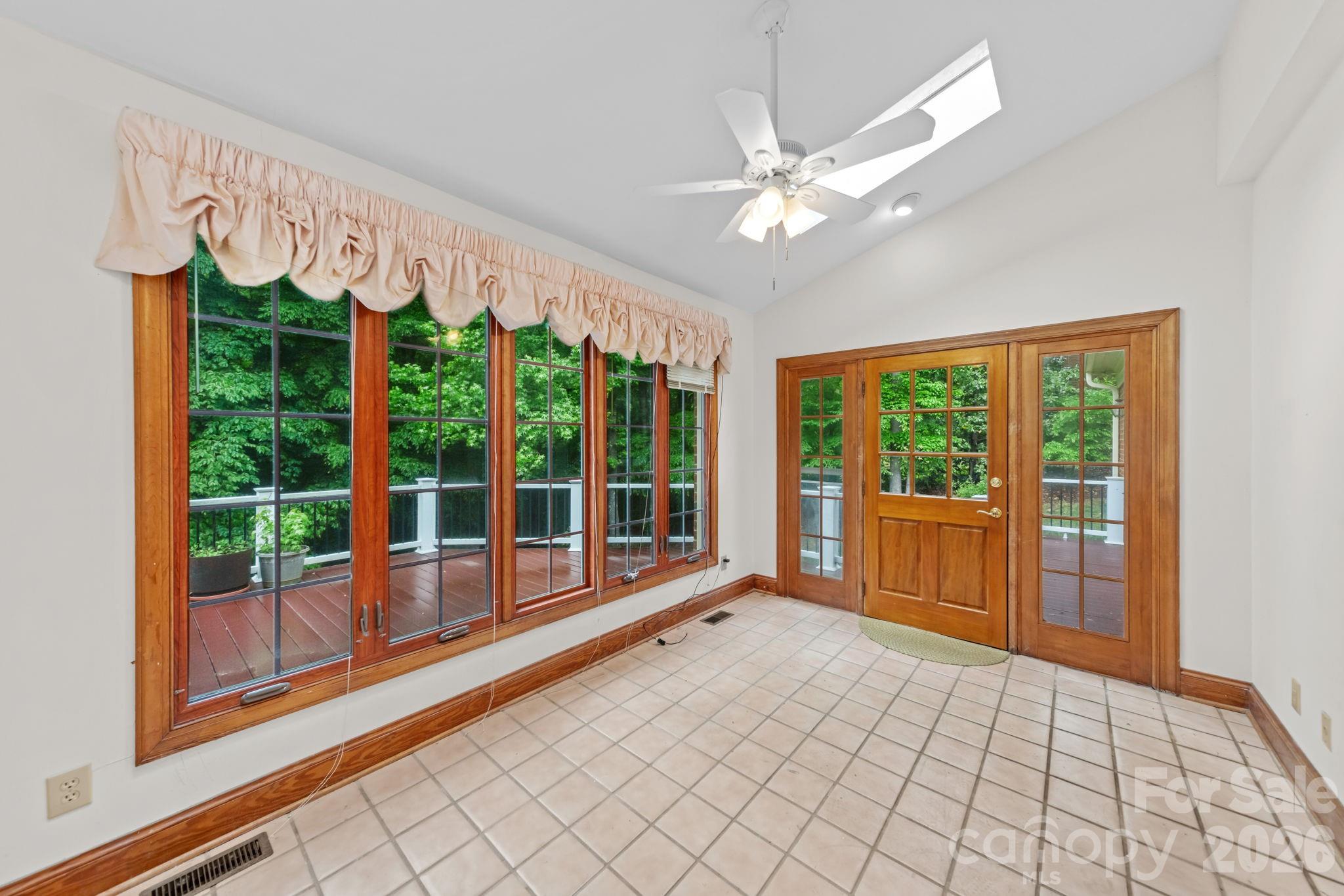 5215 Silchester Lane — Charlotte