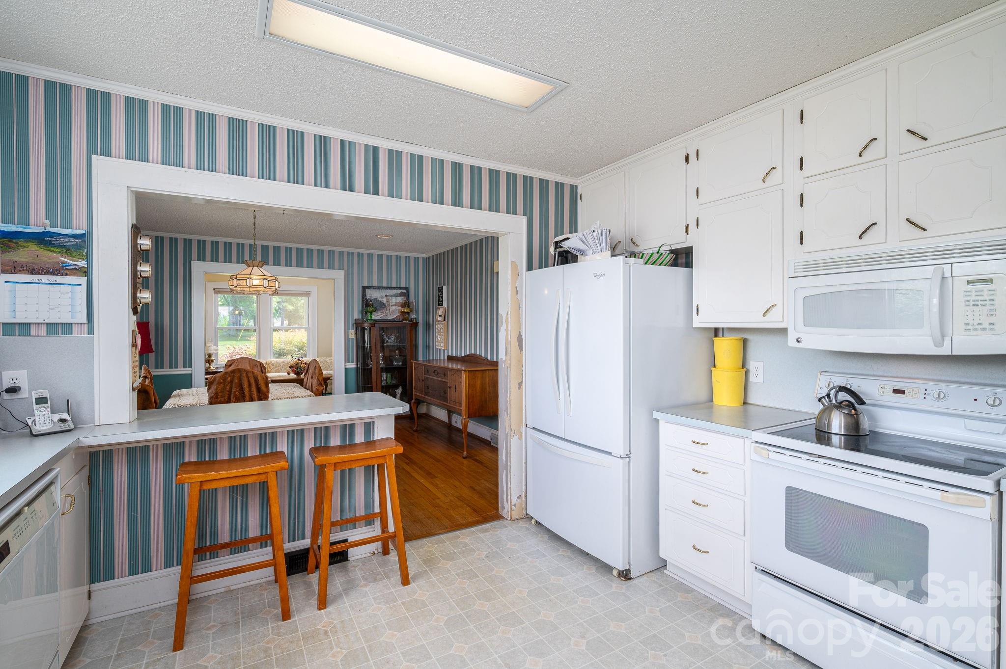 5309 Hickory Grove Road — Stanley
