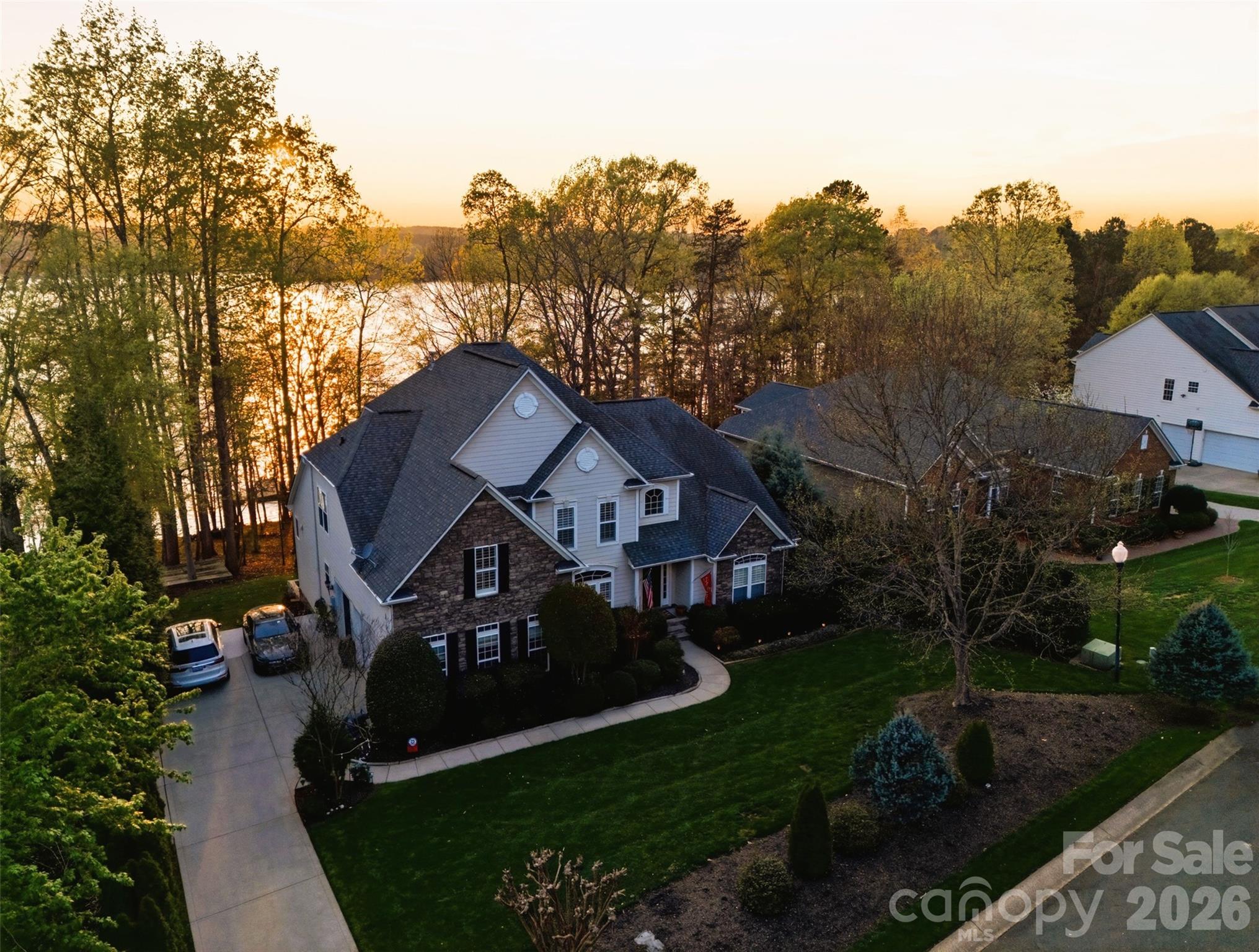 220 Woodwinds Drive — Mount Holly