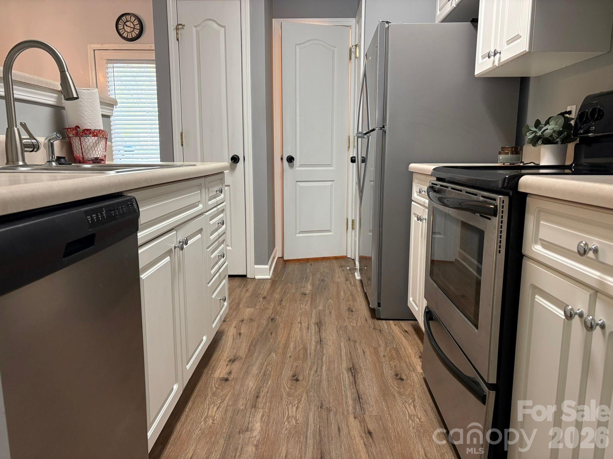 12758 Cross Dale Drive — Huntersville