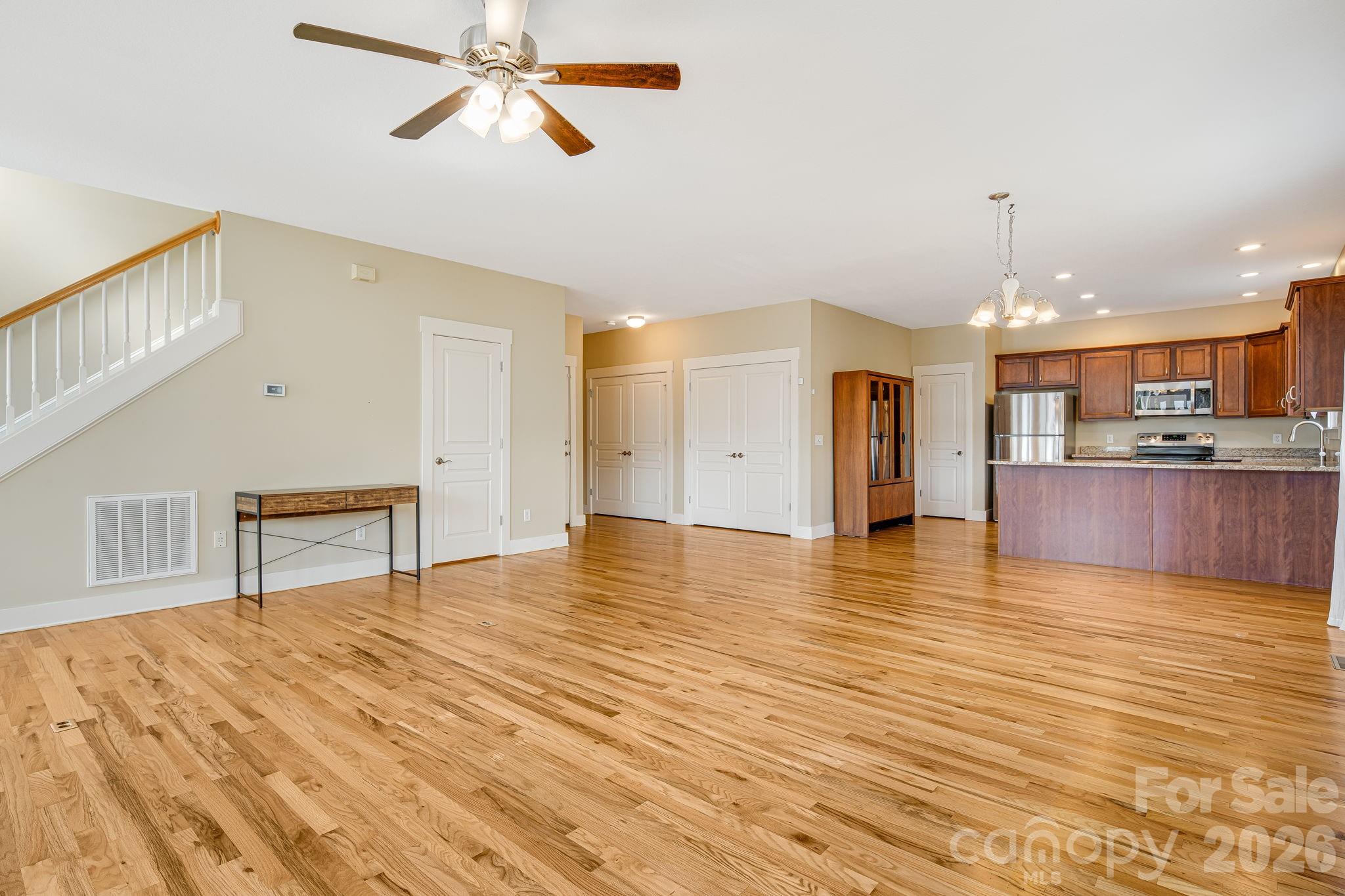 7 Oakhaven Terrace — Asheville