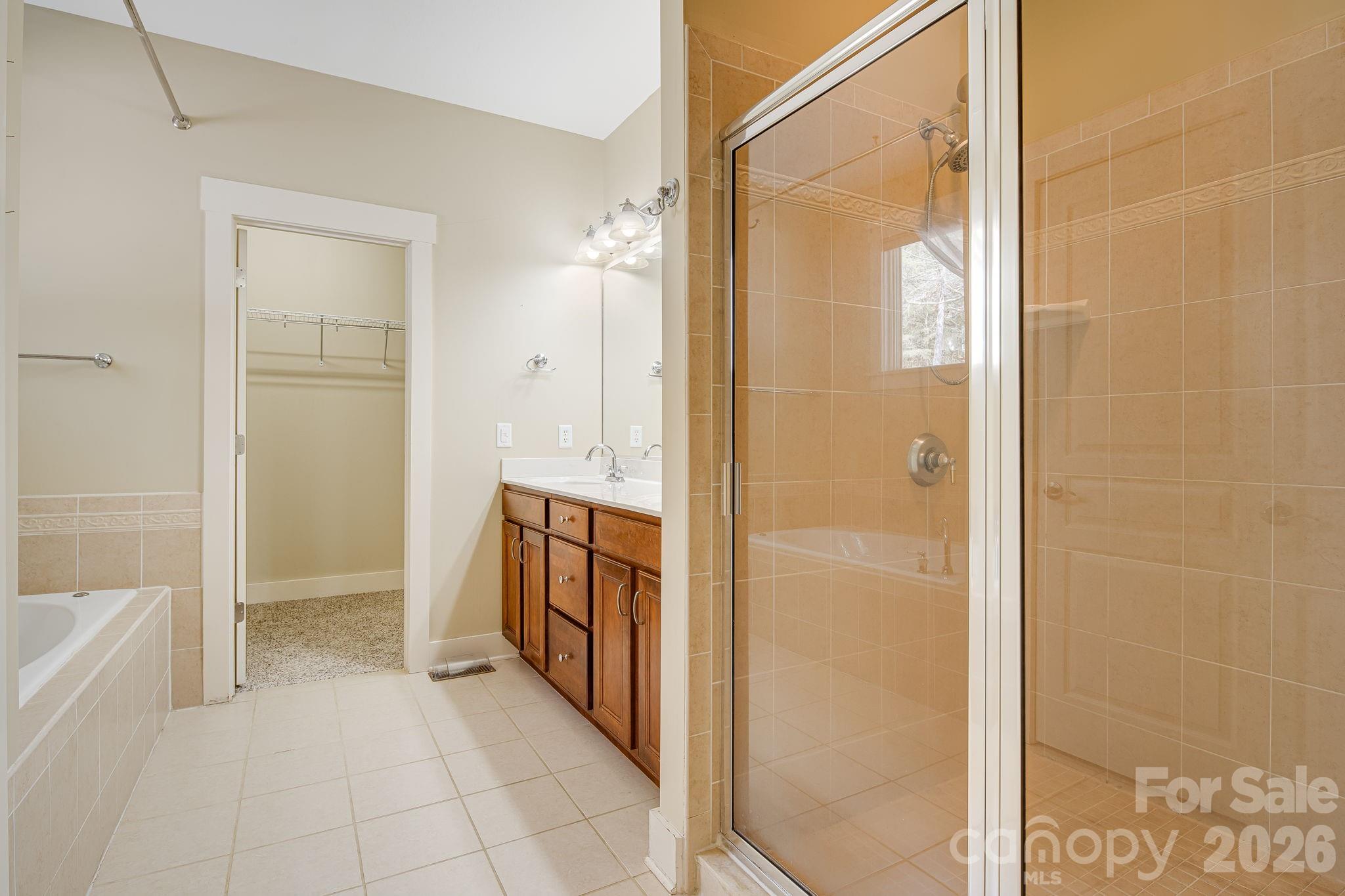7 Oakhaven Terrace — Asheville